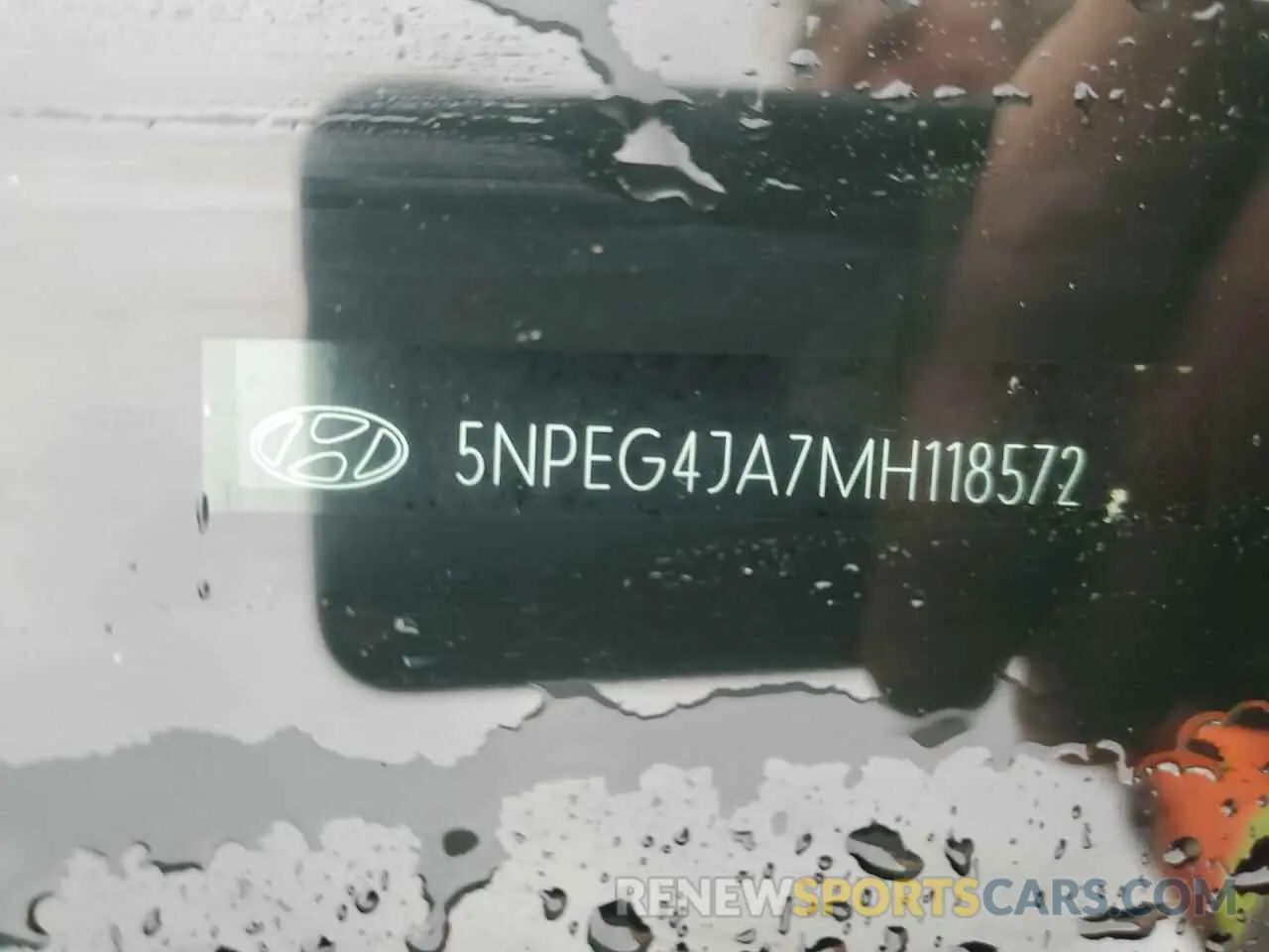 12 Photograph of a damaged car 5NPEG4JA7MH118572 HYUNDAI SONATA 2021