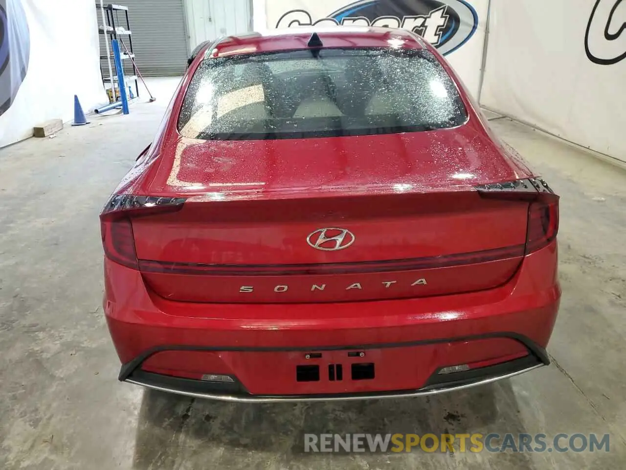 6 Photograph of a damaged car 5NPEG4JA7MH118572 HYUNDAI SONATA 2021
