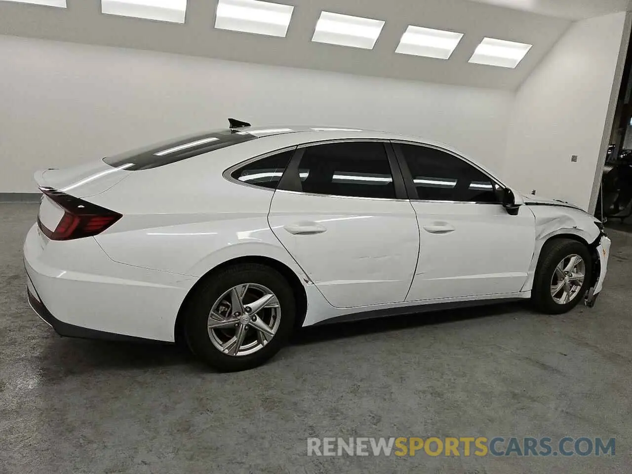 3 Photograph of a damaged car 5NPEG4JA7MH128129 HYUNDAI SONATA 2021
