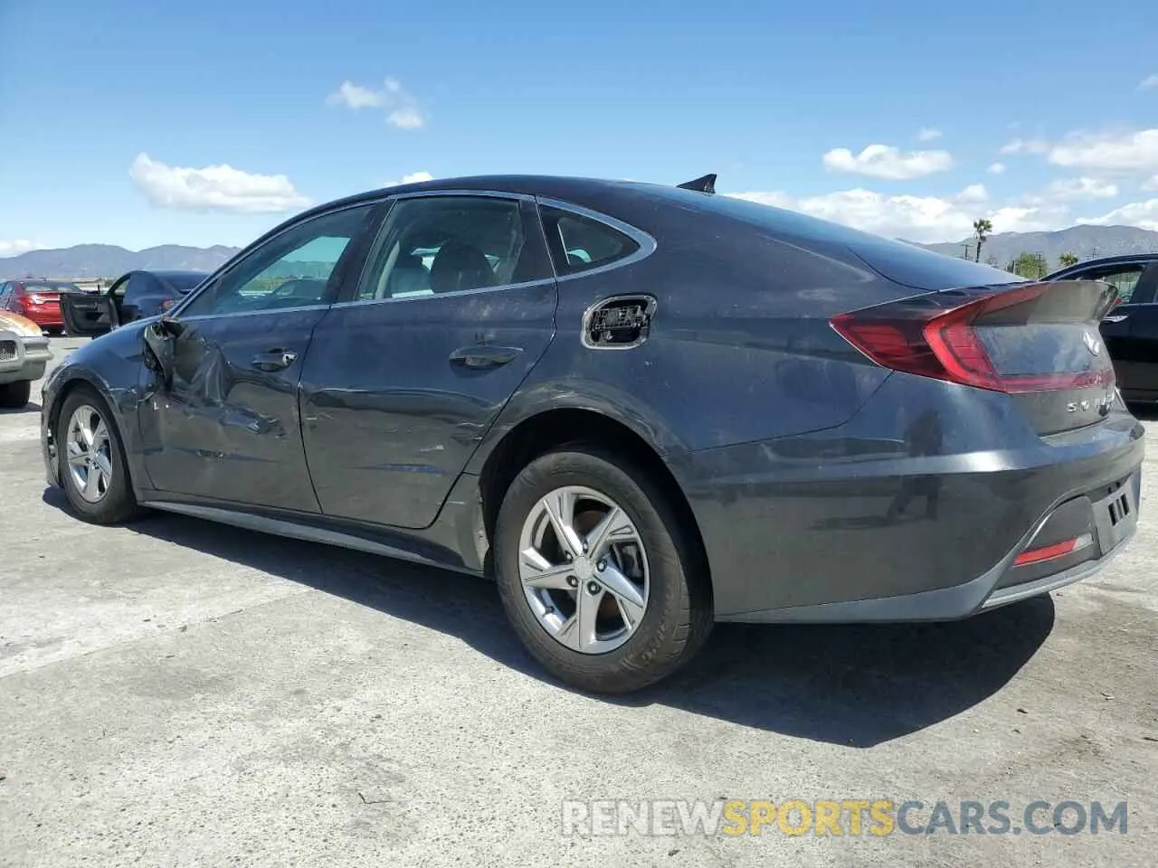 2 Photograph of a damaged car 5NPEG4JA7MH128356 HYUNDAI SONATA 2021