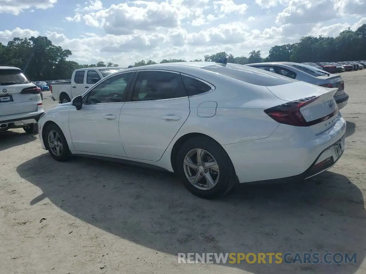 2 Photograph of a damaged car 5NPEG4JA7MH128857 HYUNDAI SONATA 2021