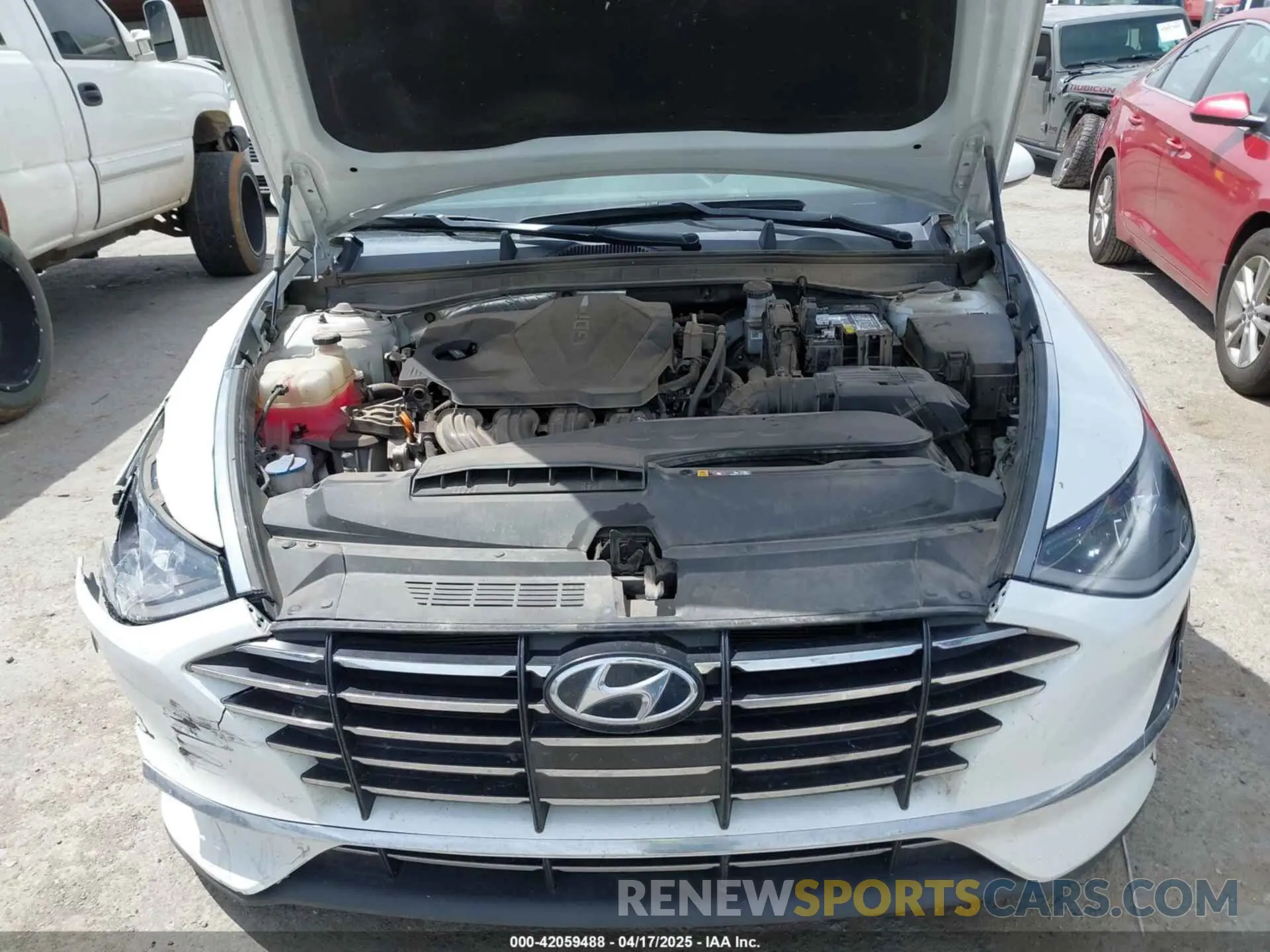 10 Photograph of a damaged car 5NPEG4JA7MH129894 HYUNDAI SONATA 2021