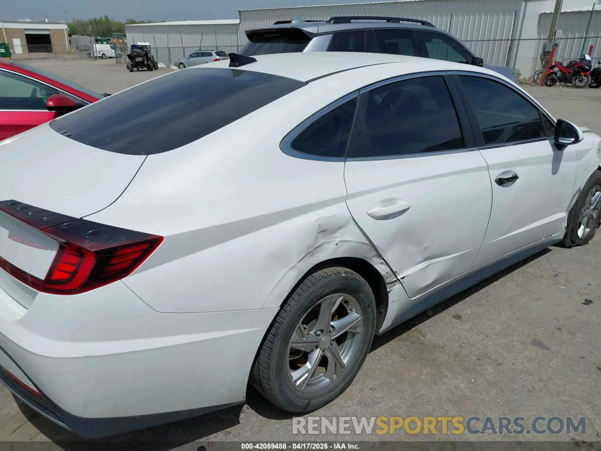 6 Photograph of a damaged car 5NPEG4JA7MH129894 HYUNDAI SONATA 2021