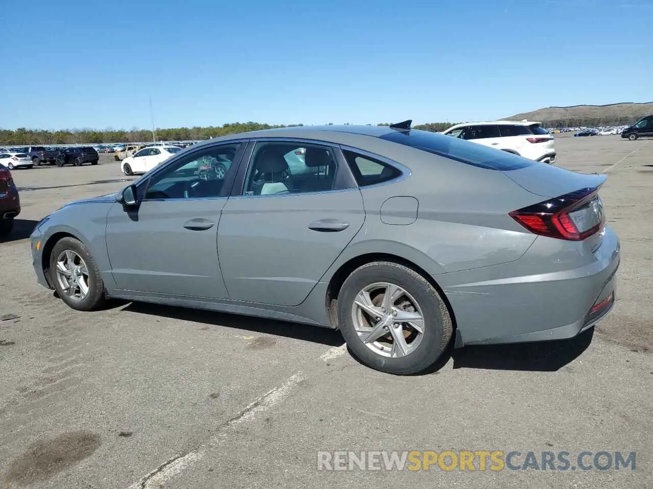 2 Photograph of a damaged car 5NPEG4JA7MH130284 HYUNDAI SONATA 2021