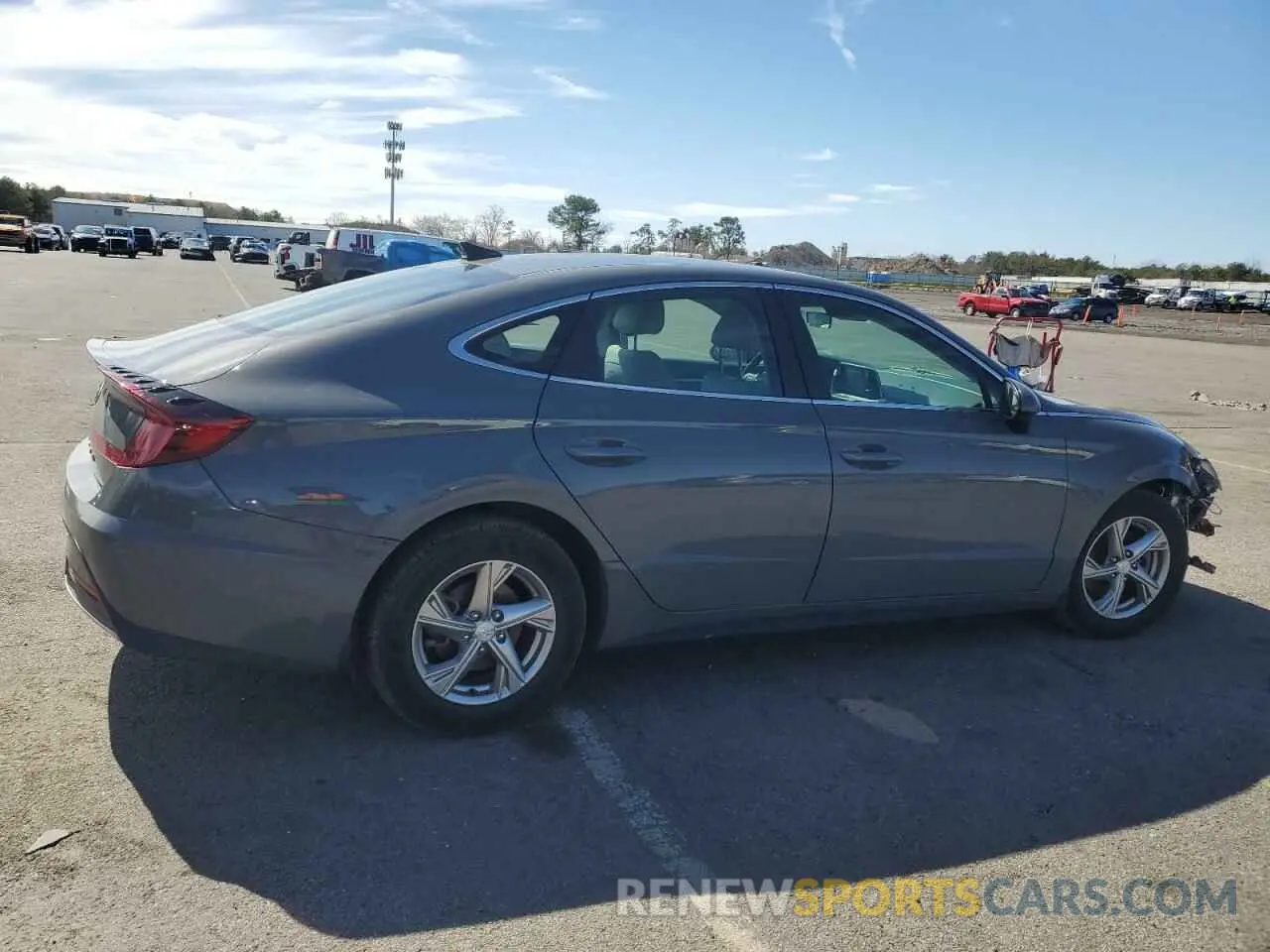 3 Photograph of a damaged car 5NPEG4JA7MH130284 HYUNDAI SONATA 2021
