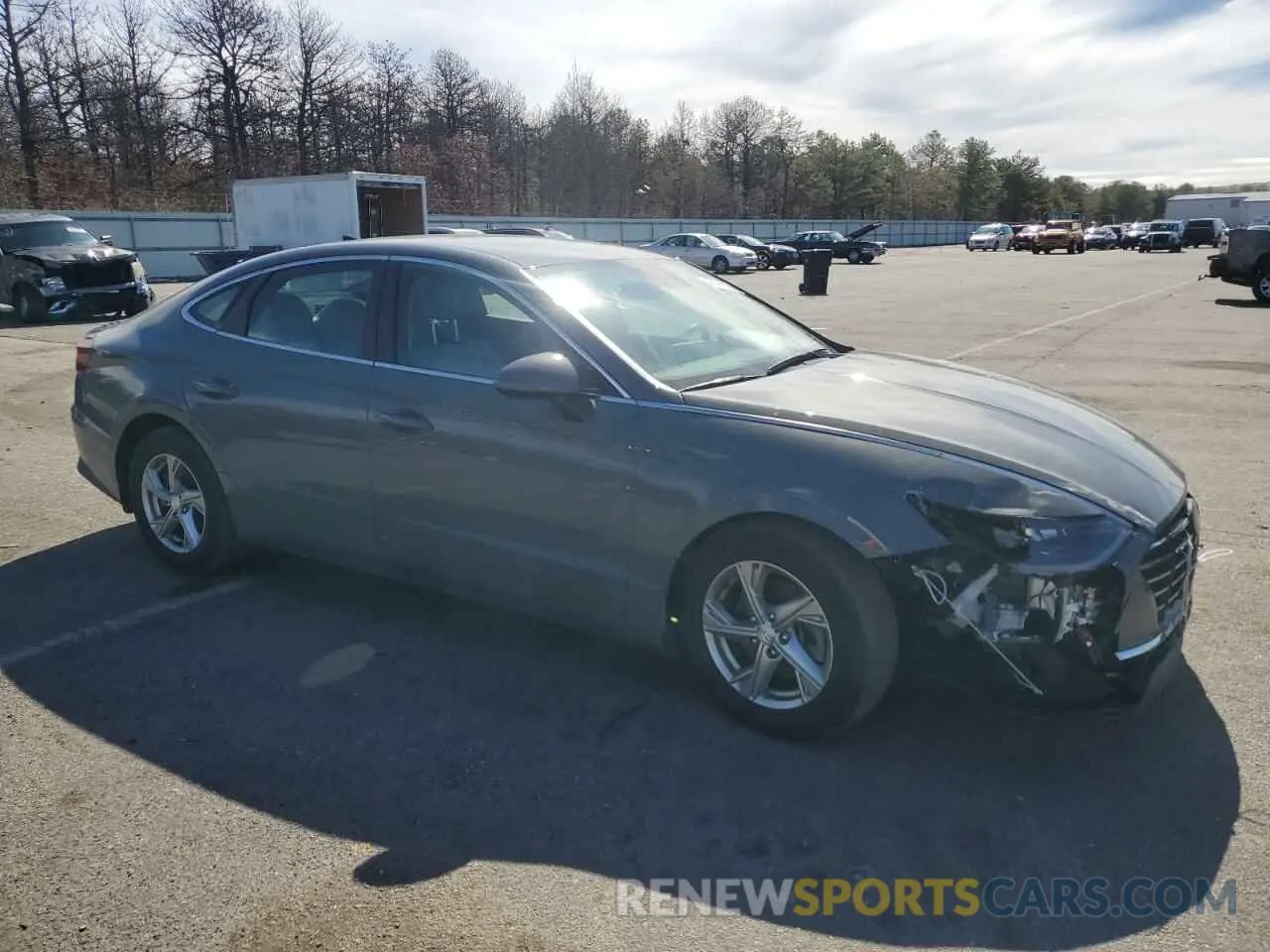 4 Photograph of a damaged car 5NPEG4JA7MH130284 HYUNDAI SONATA 2021