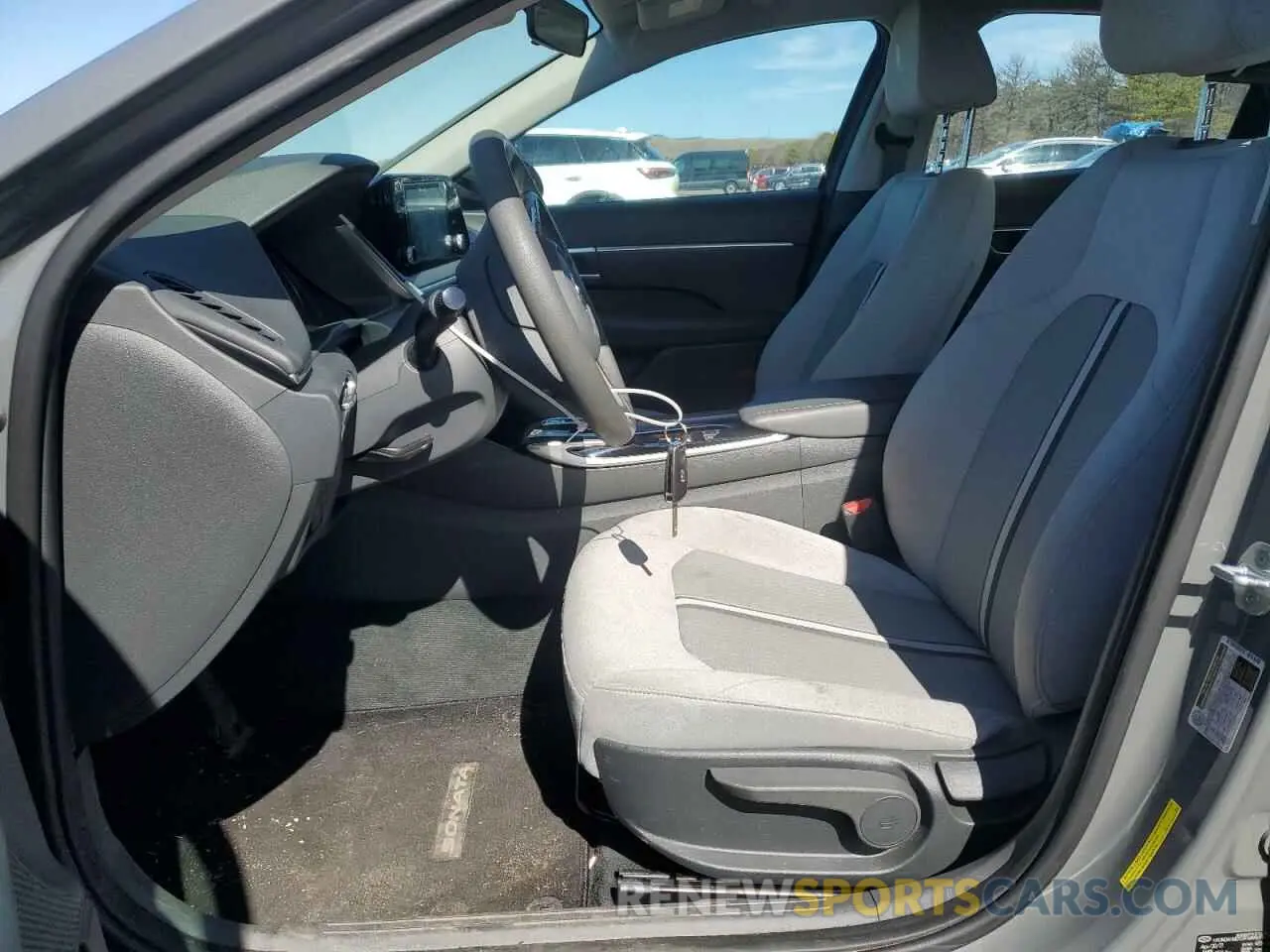 7 Photograph of a damaged car 5NPEG4JA7MH130284 HYUNDAI SONATA 2021