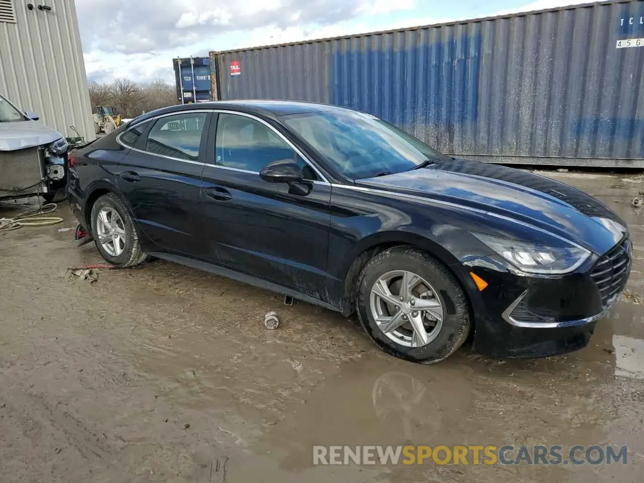 4 Photograph of a damaged car 5NPEG4JA8MH087557 HYUNDAI SONATA 2021