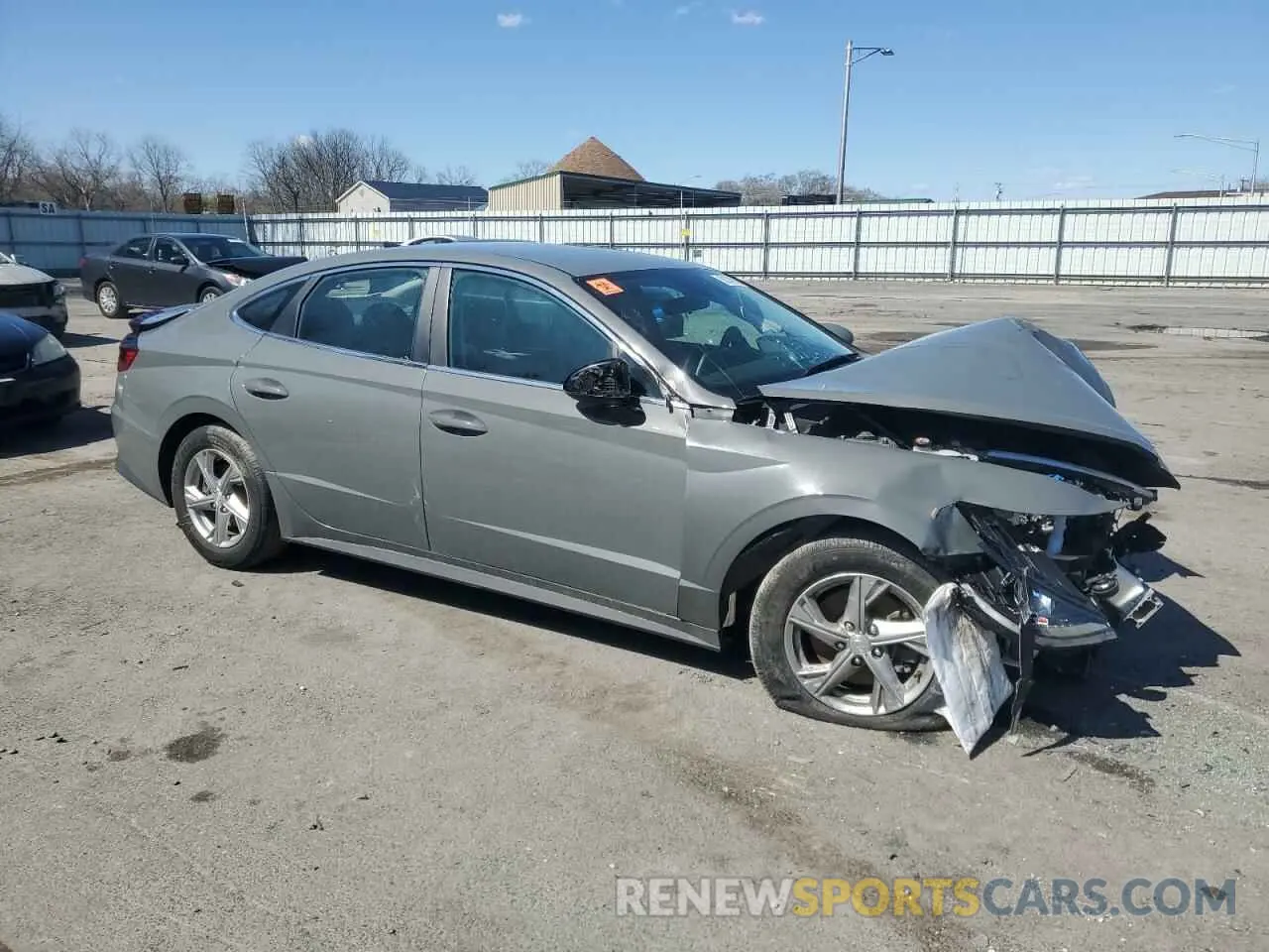4 Photograph of a damaged car 5NPEG4JA8MH103868 HYUNDAI SONATA 2021
