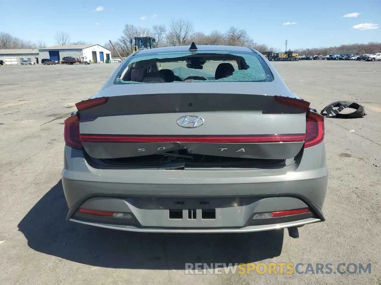 6 Photograph of a damaged car 5NPEG4JA8MH103868 HYUNDAI SONATA 2021