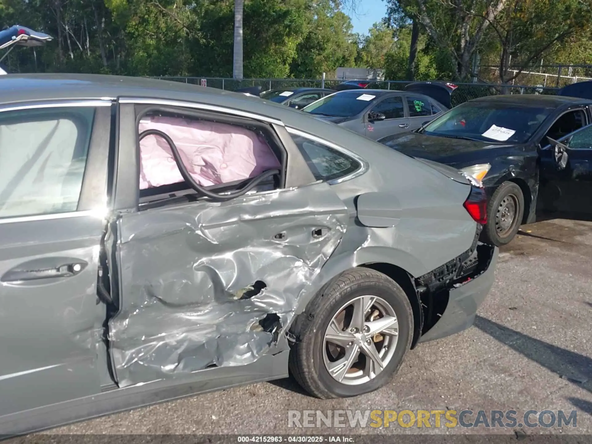 6 Photograph of a damaged car 5NPEG4JA8MH121593 HYUNDAI SONATA 2021