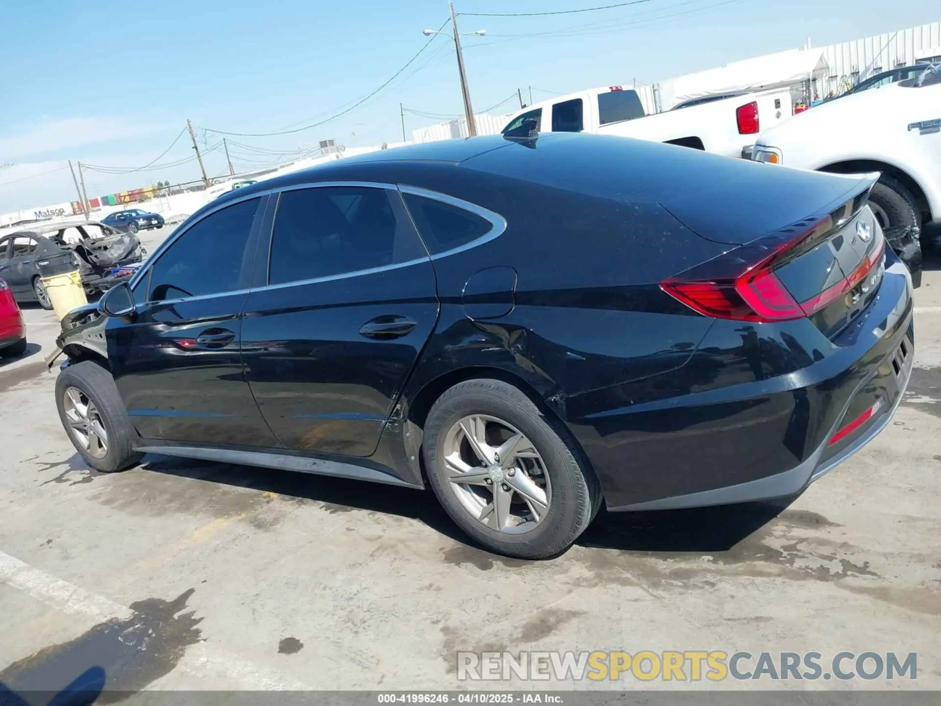 15 Photograph of a damaged car 5NPEG4JA8MH123442 HYUNDAI SONATA 2021