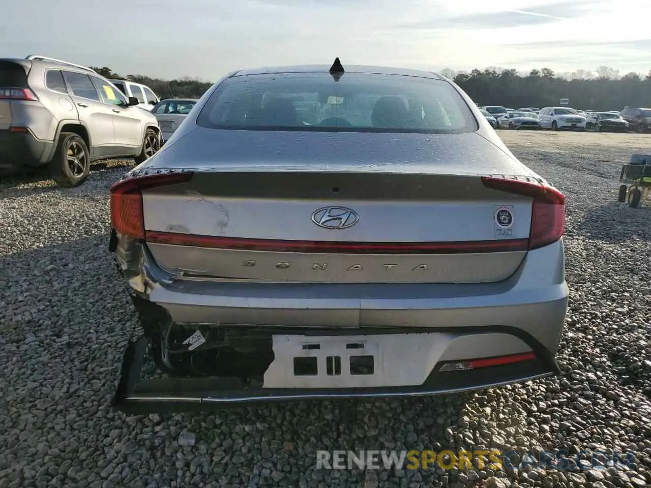 6 Photograph of a damaged car 5NPEG4JA8MH129953 HYUNDAI SONATA 2021