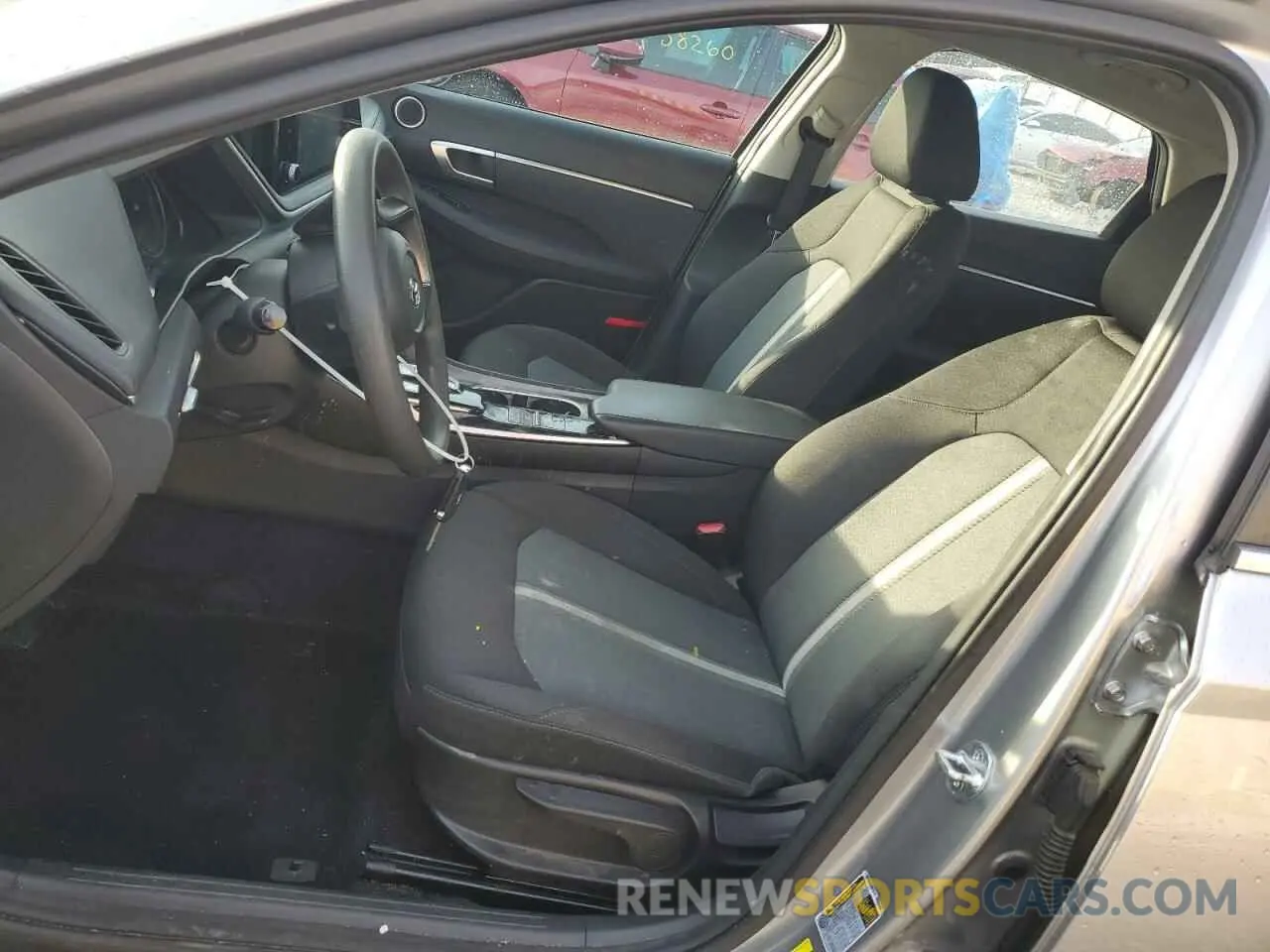 7 Photograph of a damaged car 5NPEG4JA8MH129953 HYUNDAI SONATA 2021