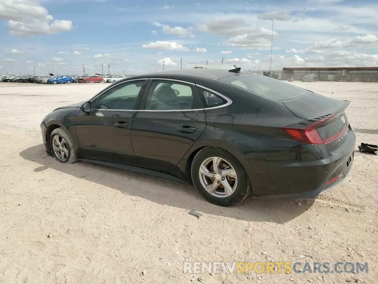 2 Photograph of a damaged car 5NPEG4JA9MH070296 HYUNDAI SONATA 2021