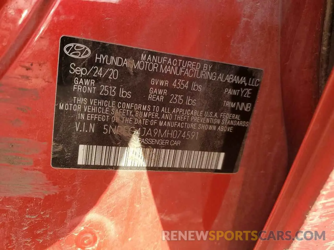 12 Photograph of a damaged car 5NPEG4JA9MH074591 HYUNDAI SONATA 2021