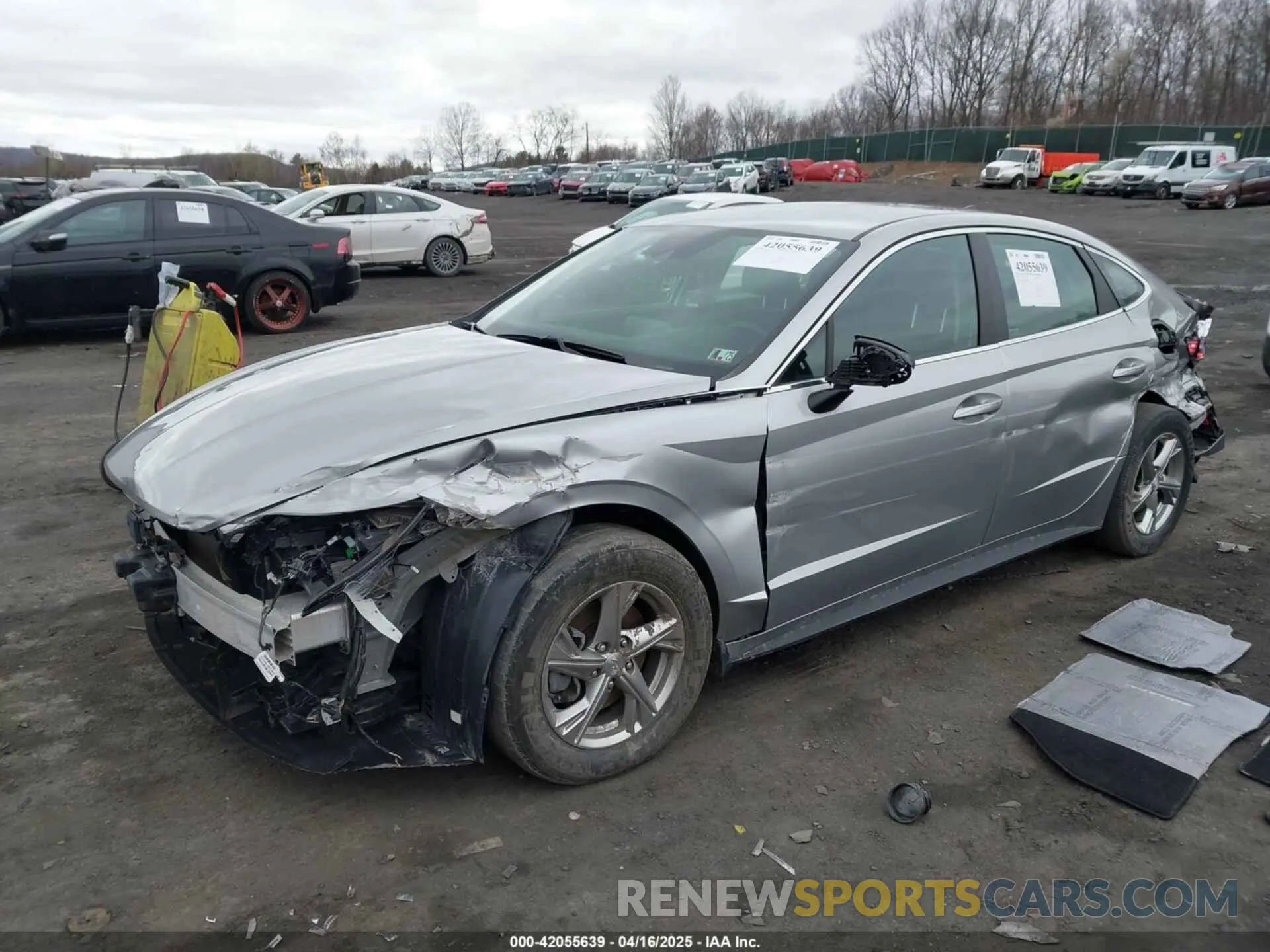 2 Photograph of a damaged car 5NPEG4JA9MH108576 HYUNDAI SONATA 2021