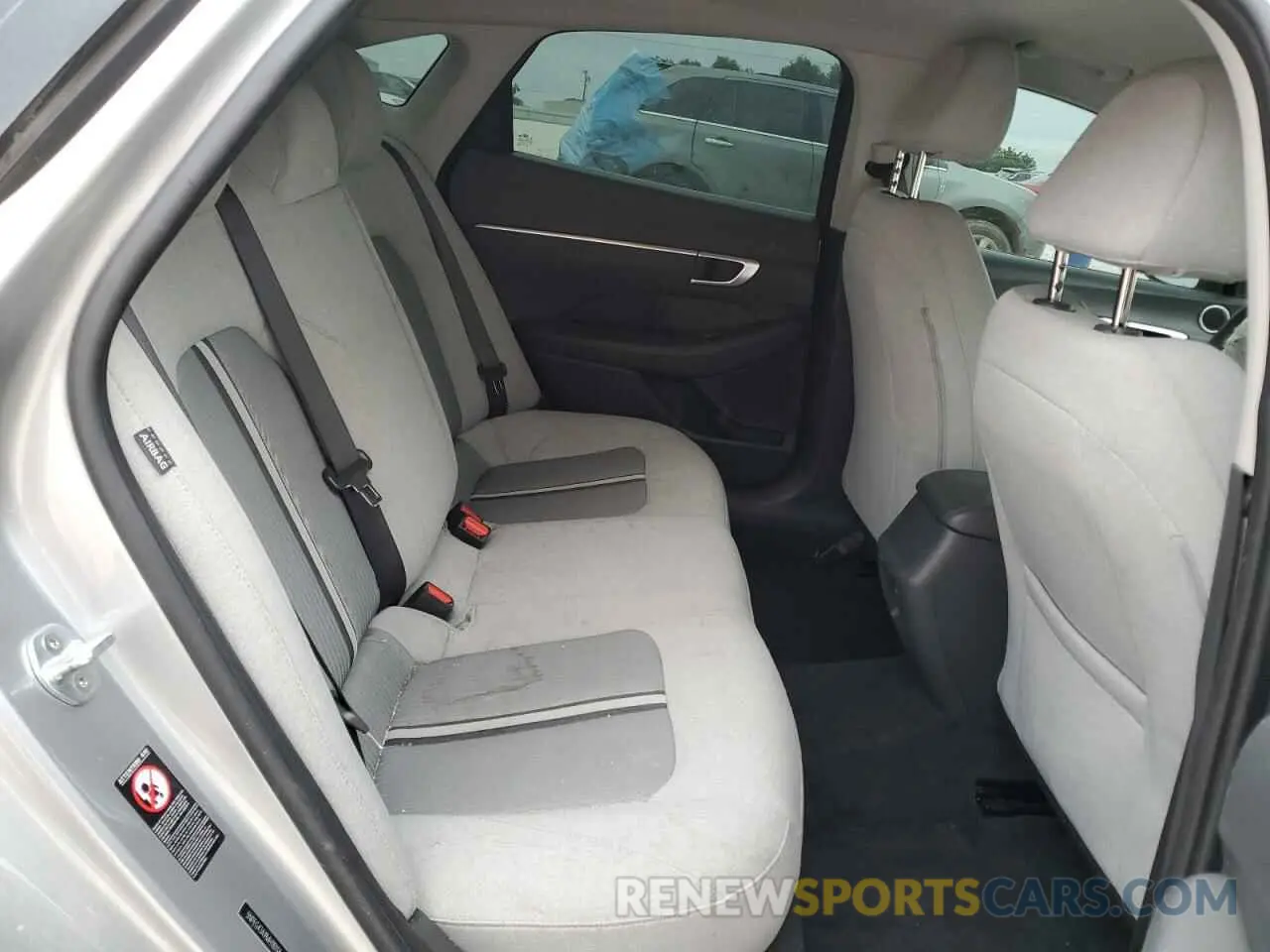 11 Photograph of a damaged car 5NPEG4JA9MH110134 HYUNDAI SONATA 2021
