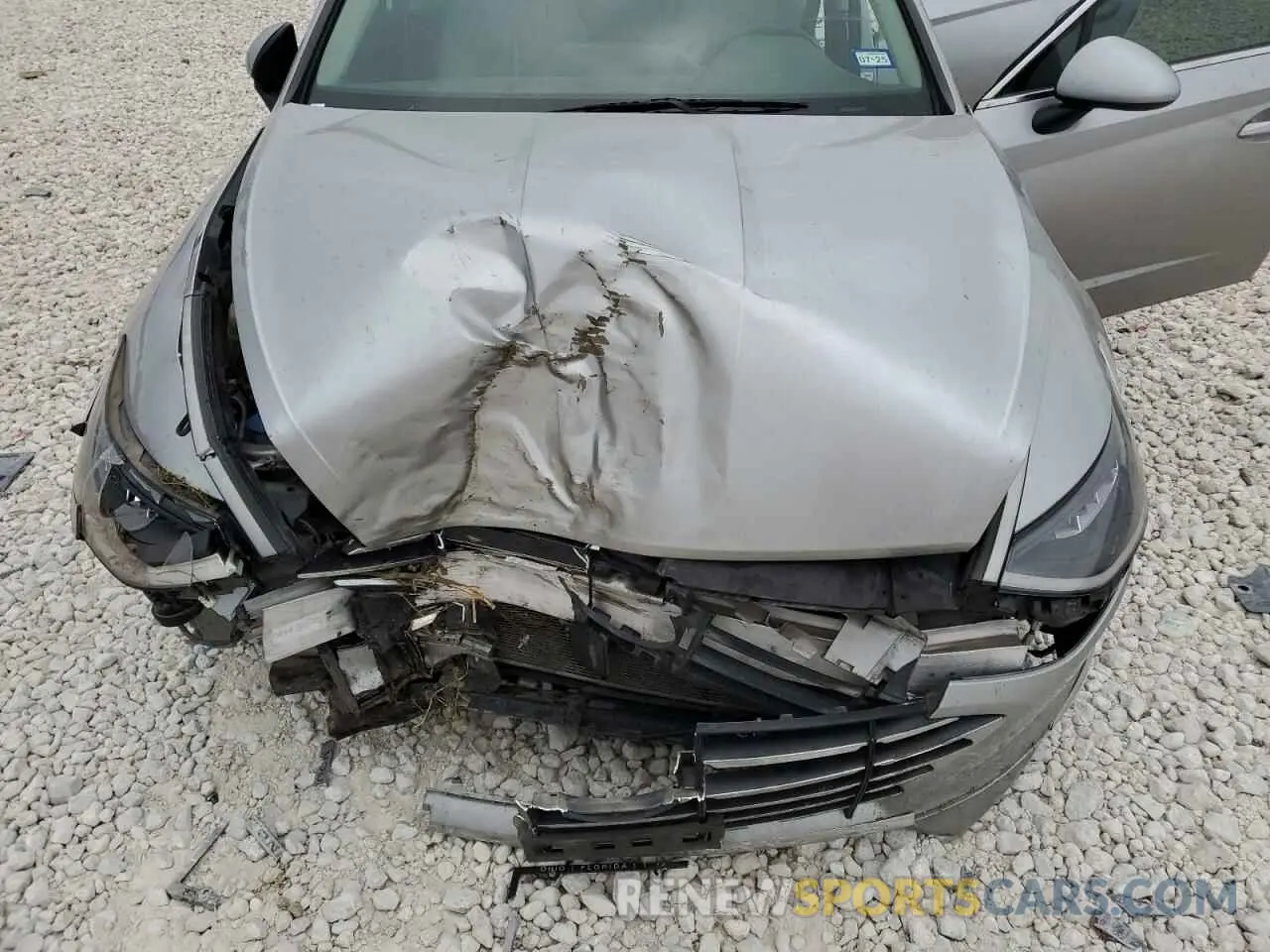 13 Photograph of a damaged car 5NPEG4JA9MH110134 HYUNDAI SONATA 2021