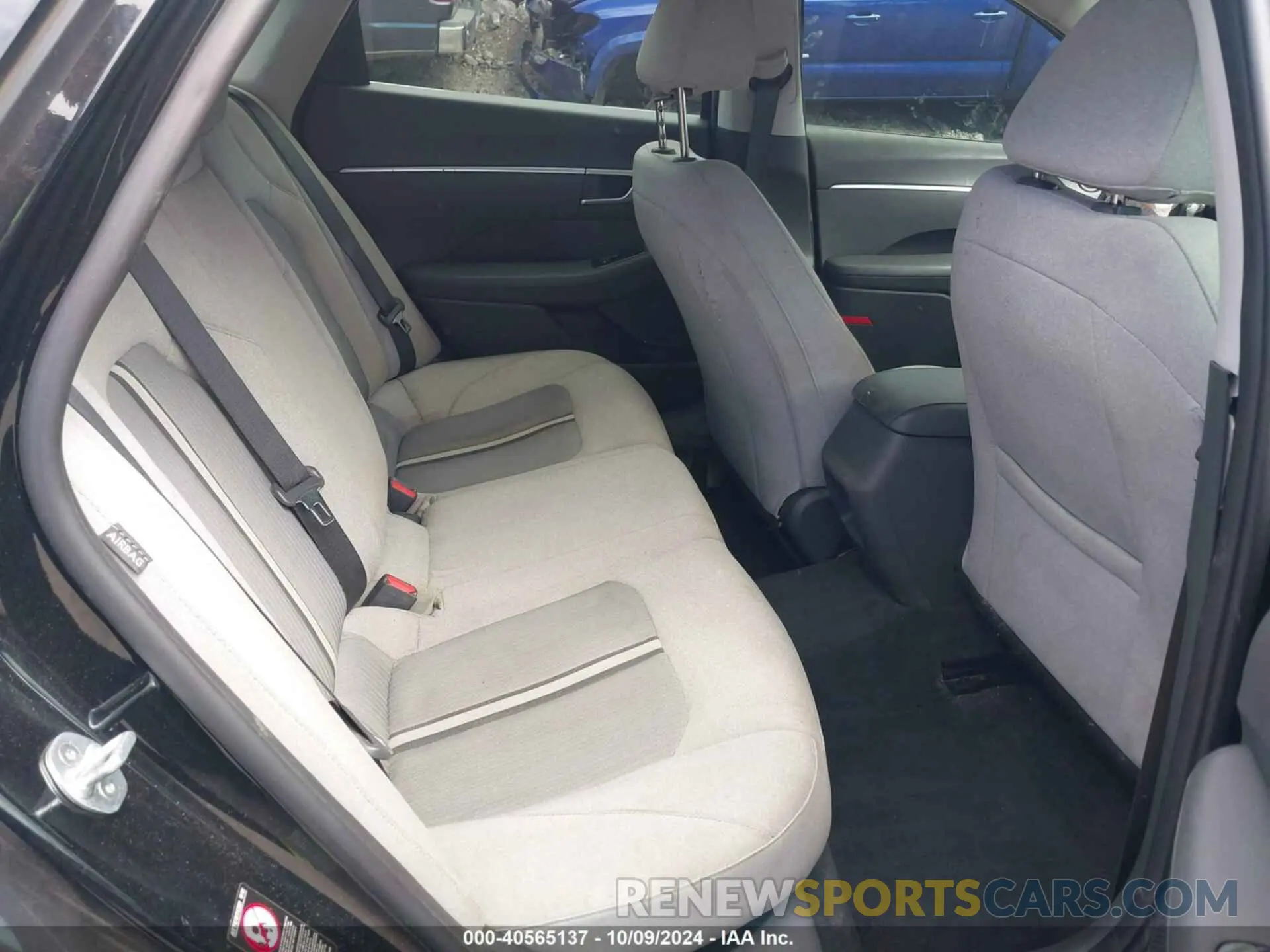 8 Photograph of a damaged car 5NPEG4JA9MH110358 HYUNDAI SONATA 2021