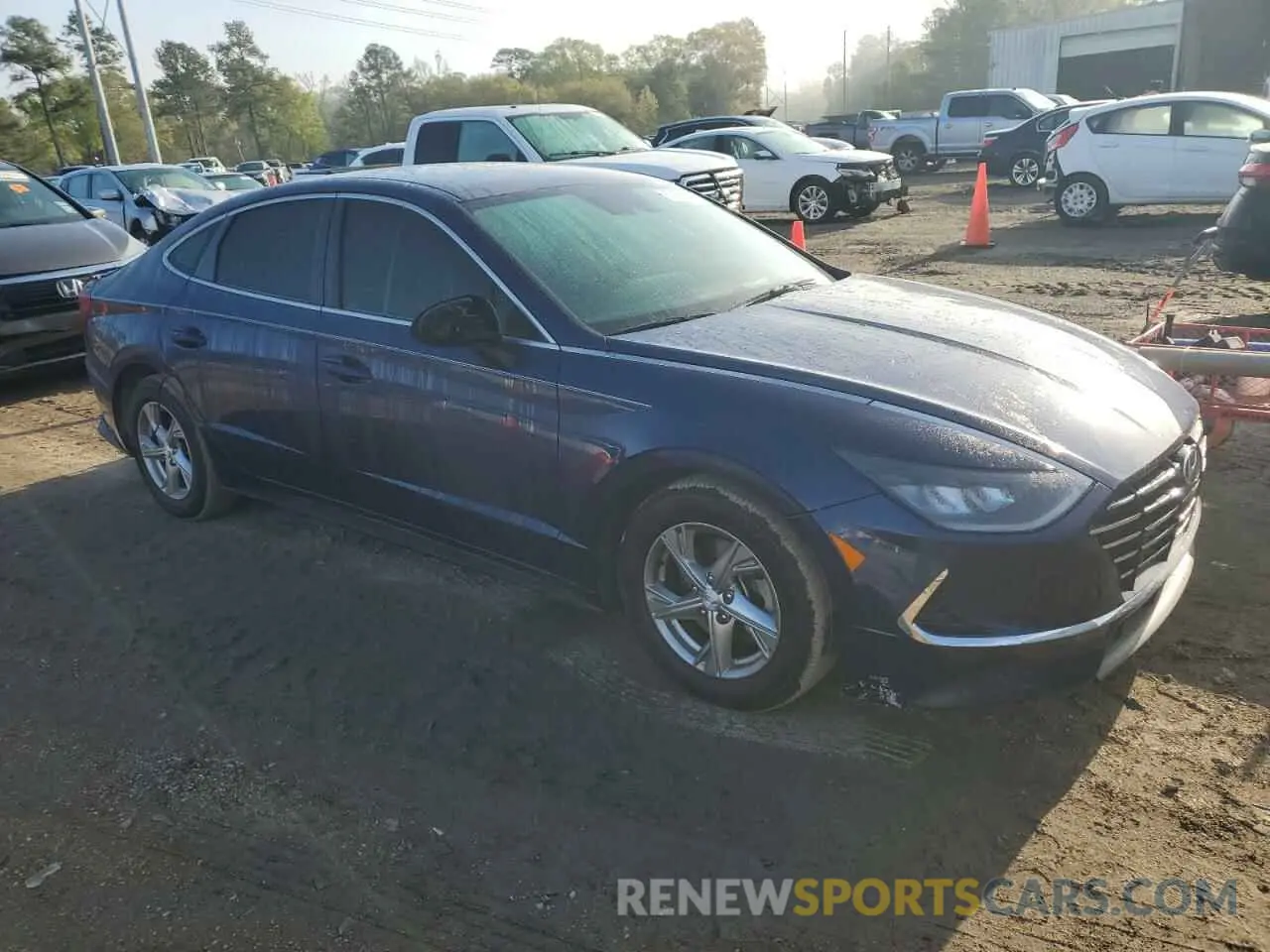 4 Photograph of a damaged car 5NPEG4JA9MH118508 HYUNDAI SONATA 2021