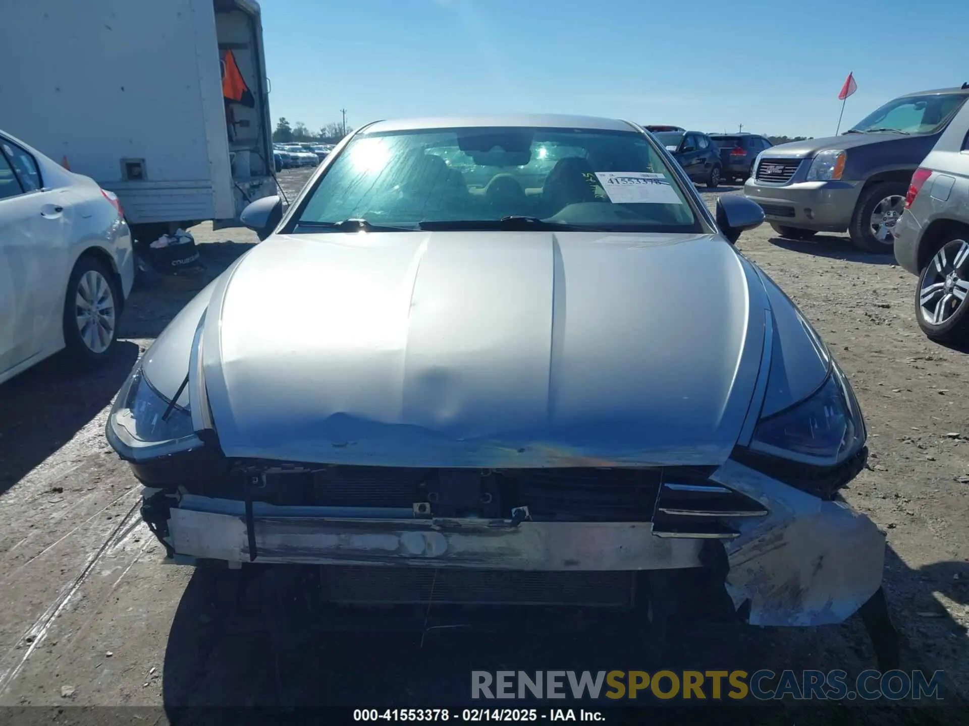 13 Photograph of a damaged car 5NPEG4JAXMH075720 HYUNDAI SONATA 2021