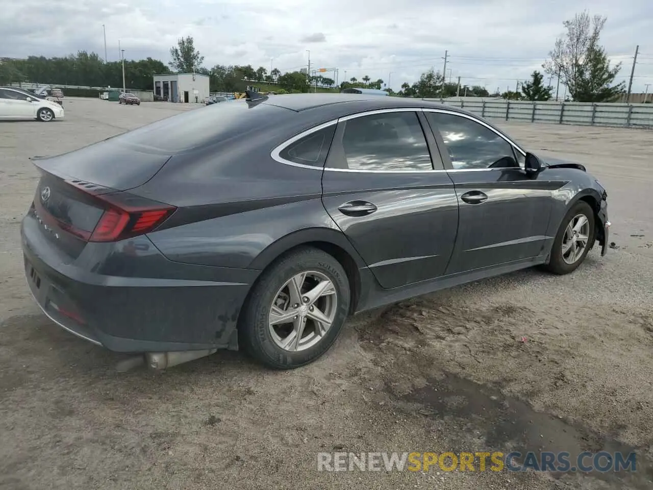3 Photograph of a damaged car 5NPEG4JAXMH095515 HYUNDAI SONATA 2021