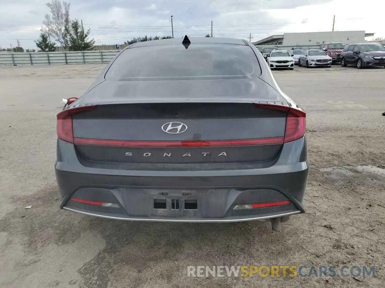 6 Photograph of a damaged car 5NPEG4JAXMH095515 HYUNDAI SONATA 2021