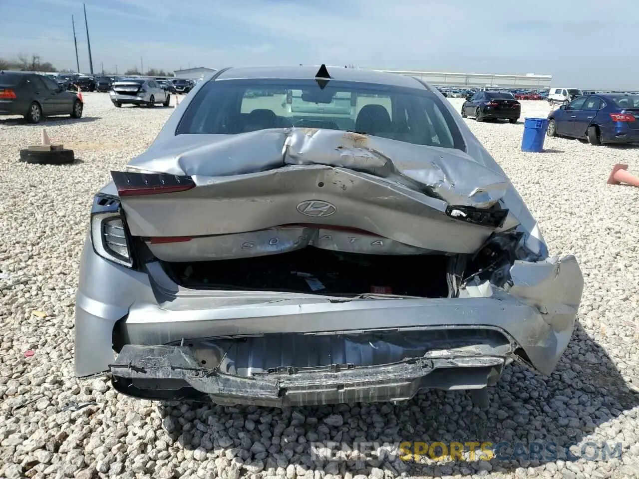 6 Photograph of a damaged car 5NPEG4JAXMH107856 HYUNDAI SONATA 2021