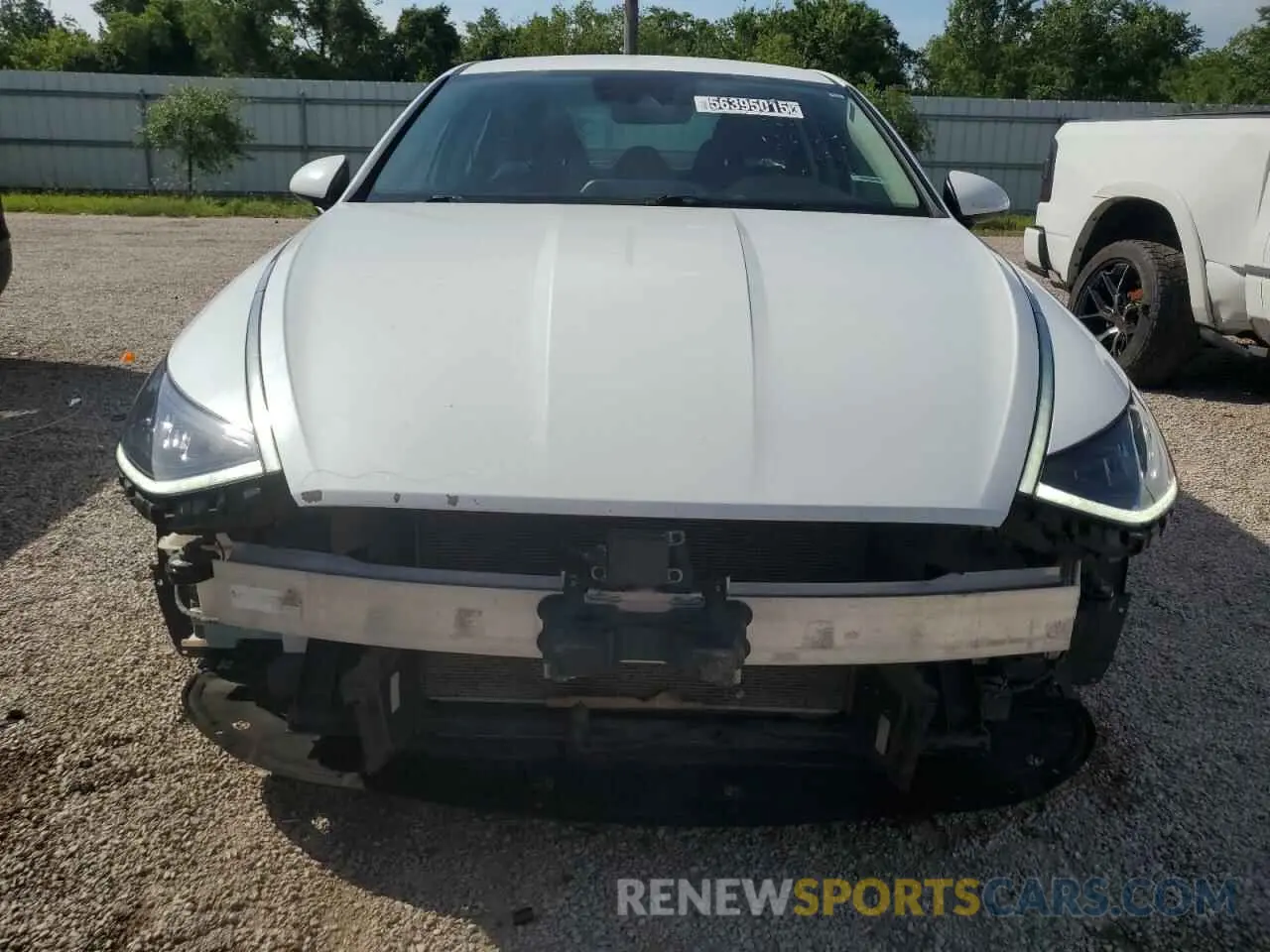 5 Photograph of a damaged car 5NPEG4JAXMH109364 HYUNDAI SONATA 2021