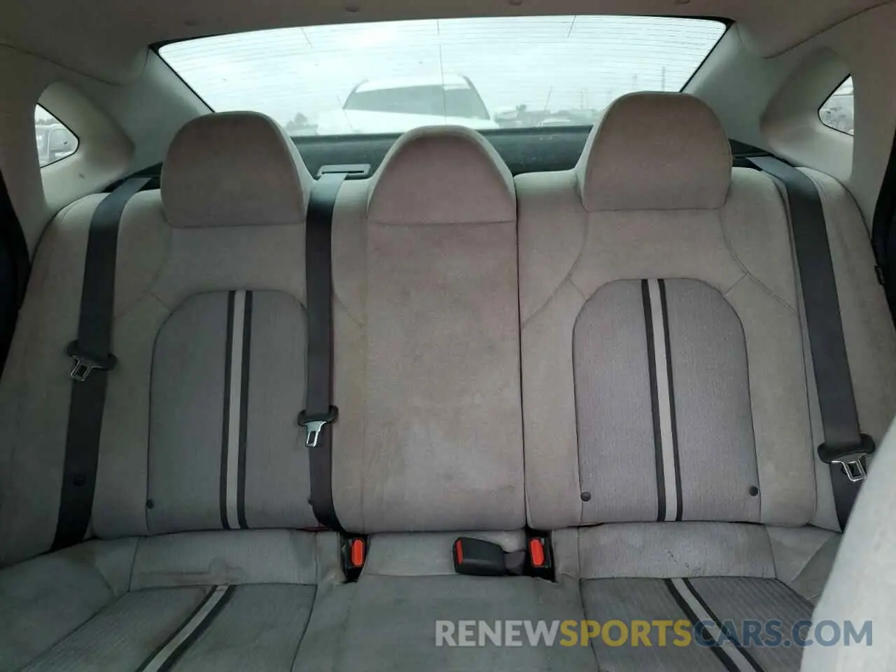 10 Photograph of a damaged car 5NPEG4JAXMH116976 HYUNDAI SONATA 2021
