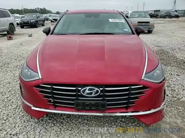 11 Photograph of a damaged car 5NPEG4JAXMH116976 HYUNDAI SONATA 2021