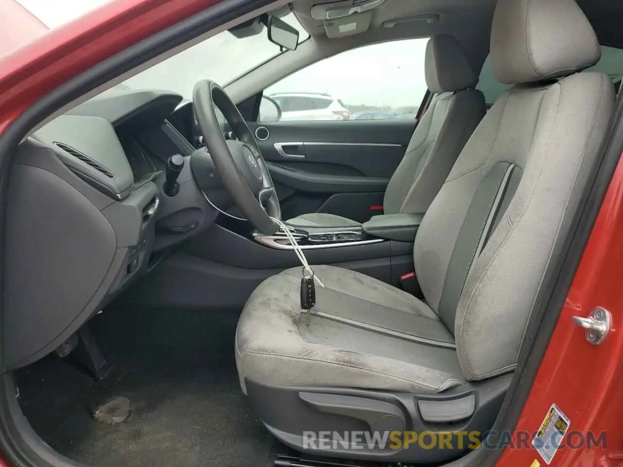 7 Photograph of a damaged car 5NPEG4JAXMH116976 HYUNDAI SONATA 2021
