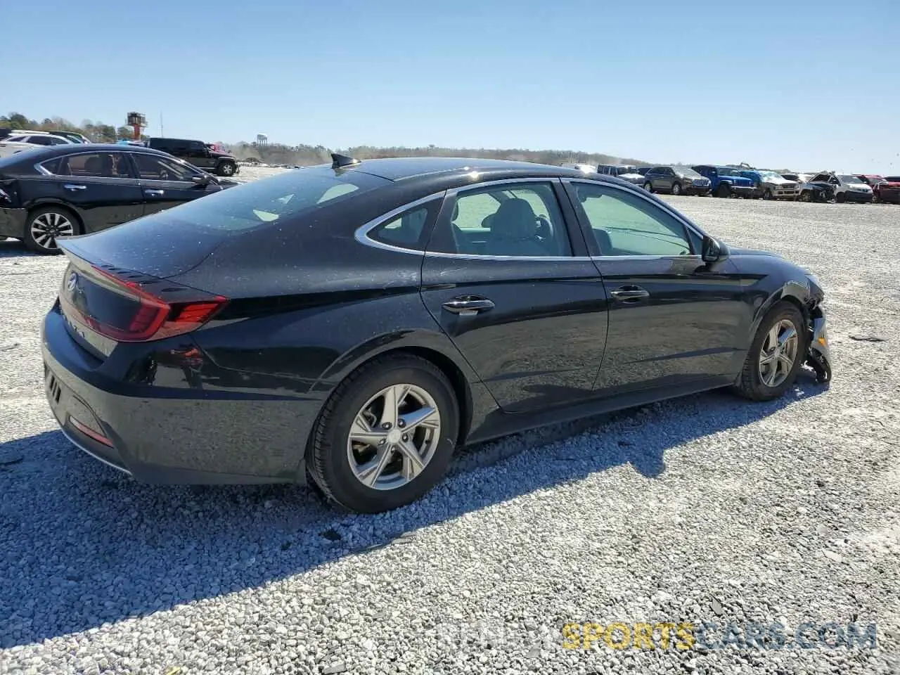 3 Photograph of a damaged car 5NPEG4JAXMH121031 HYUNDAI SONATA 2021