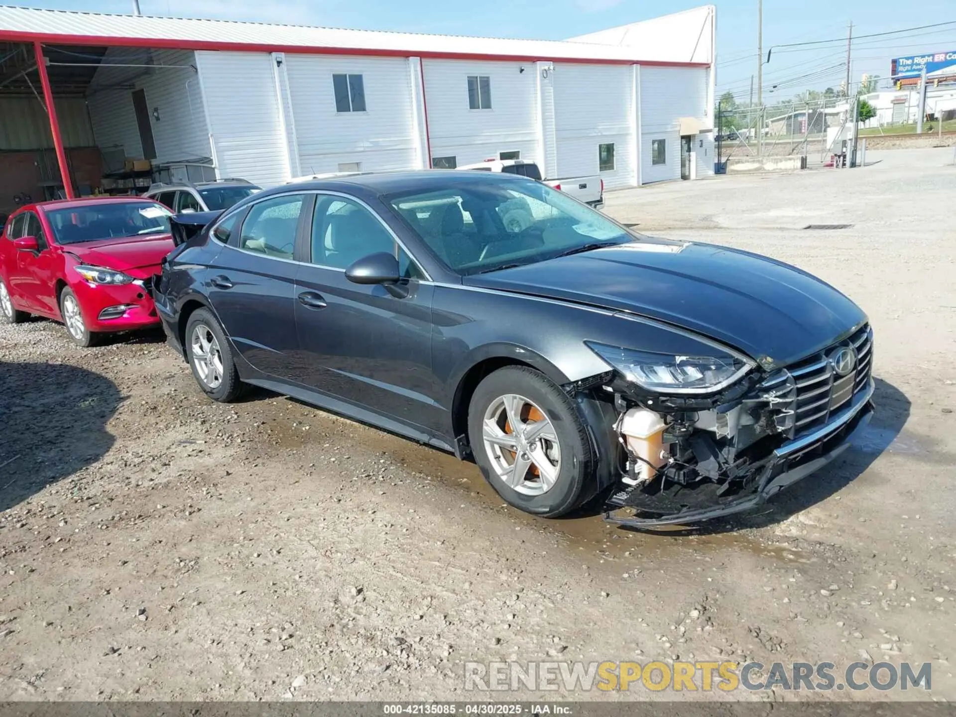 1 Photograph of a damaged car 5NPEG4JAXMH124446 HYUNDAI SONATA 2021