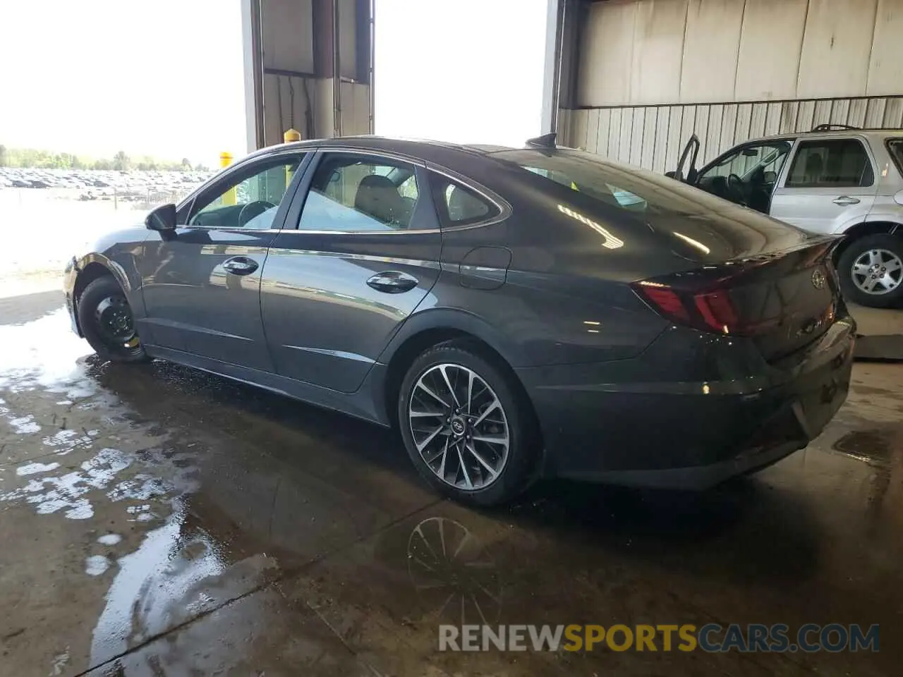 2 Photograph of a damaged car 5NPEH4J20MH111162 HYUNDAI SONATA 2021