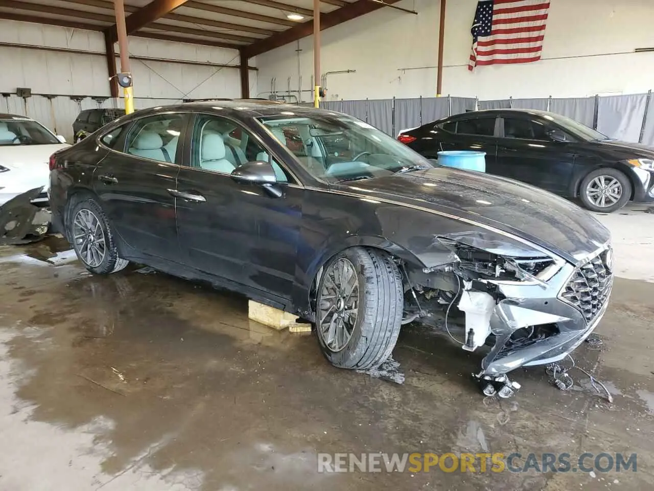 4 Photograph of a damaged car 5NPEH4J20MH111162 HYUNDAI SONATA 2021