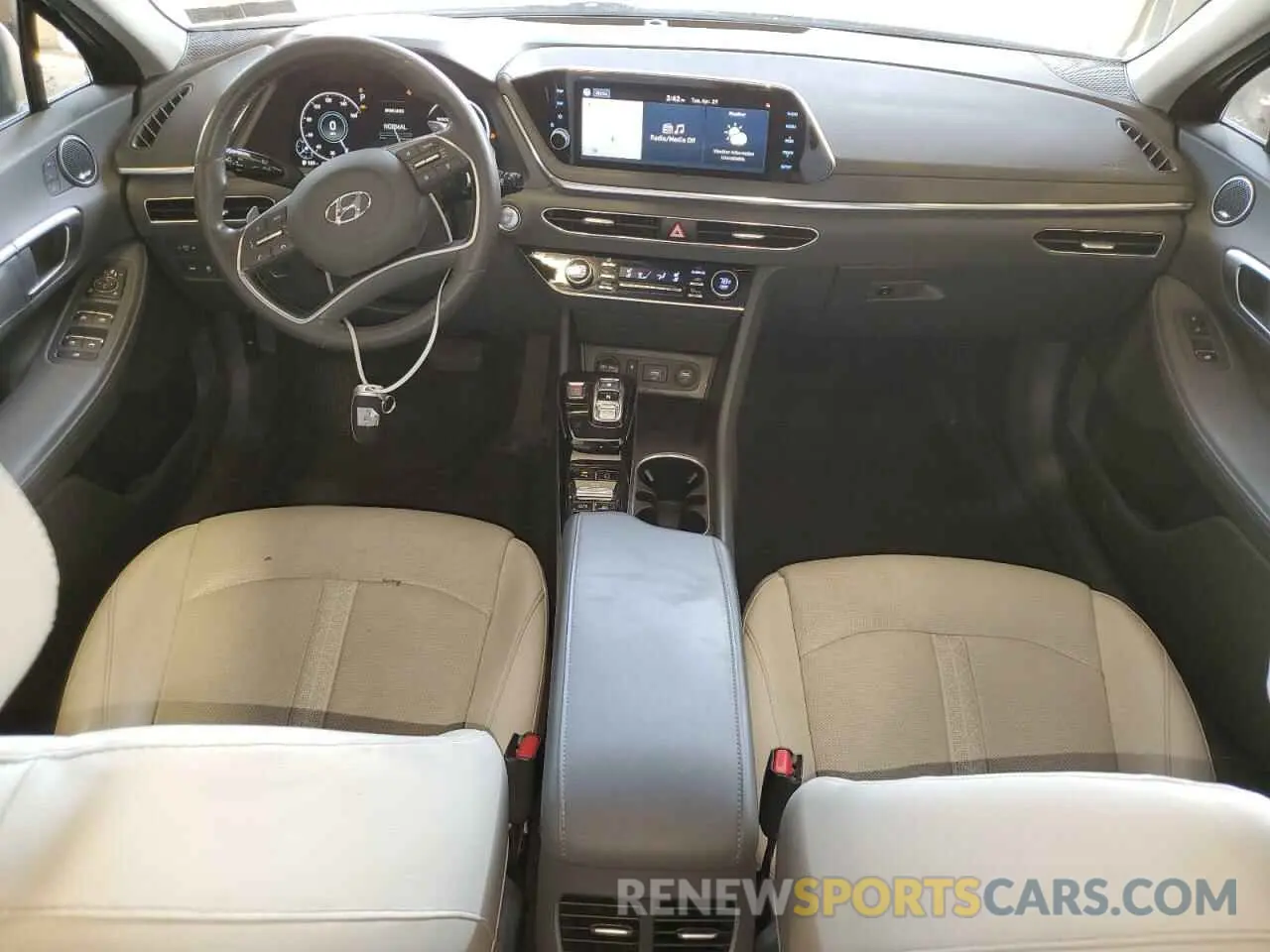 8 Photograph of a damaged car 5NPEH4J20MH111162 HYUNDAI SONATA 2021