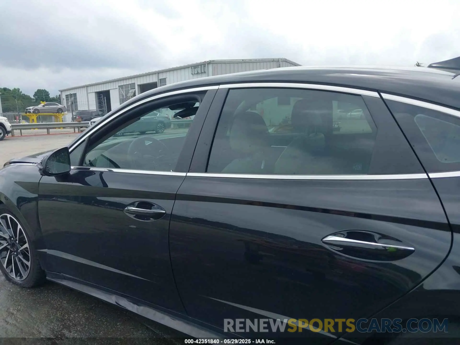 15 Photograph of a damaged car 5NPEH4J21MH094288 HYUNDAI SONATA 2021
