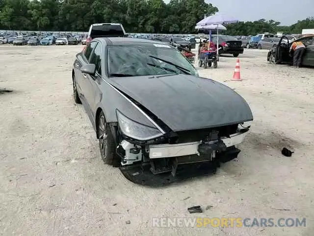 10 Photograph of a damaged car 5NPEH4J23MH116517 HYUNDAI SONATA 2021