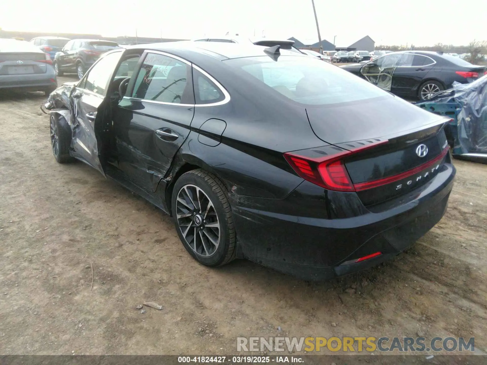 3 Photograph of a damaged car 5NPEH4J24MH085293 HYUNDAI SONATA 2021