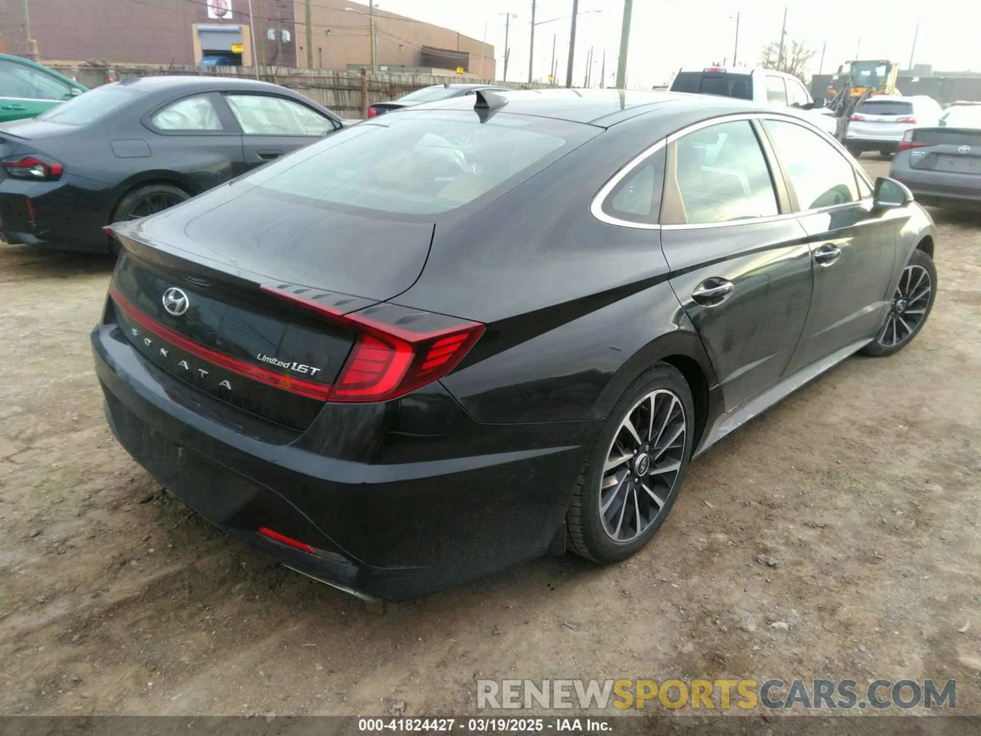 4 Photograph of a damaged car 5NPEH4J24MH085293 HYUNDAI SONATA 2021