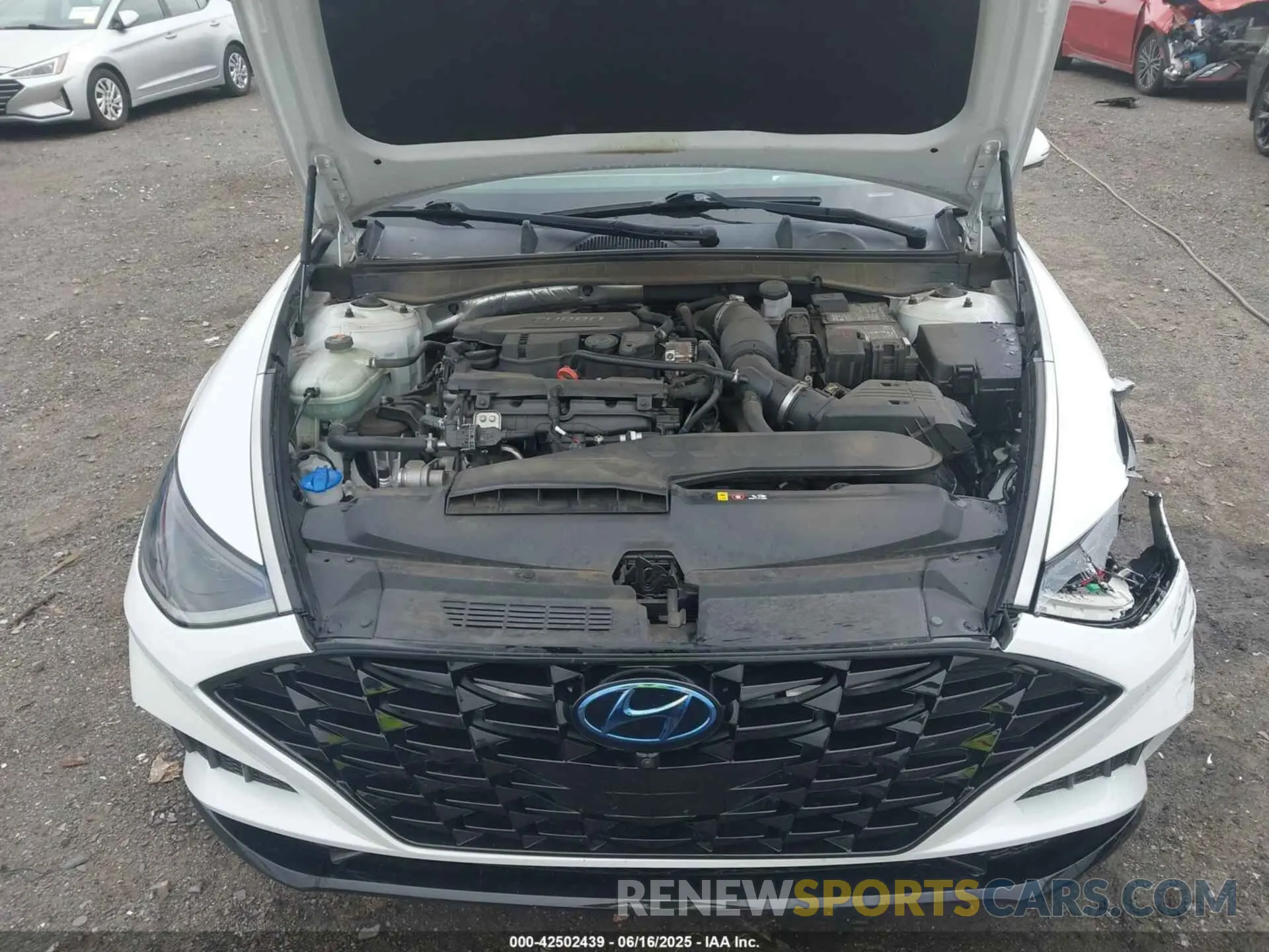 10 Photograph of a damaged car 5NPEH4J25MH074528 HYUNDAI SONATA 2021