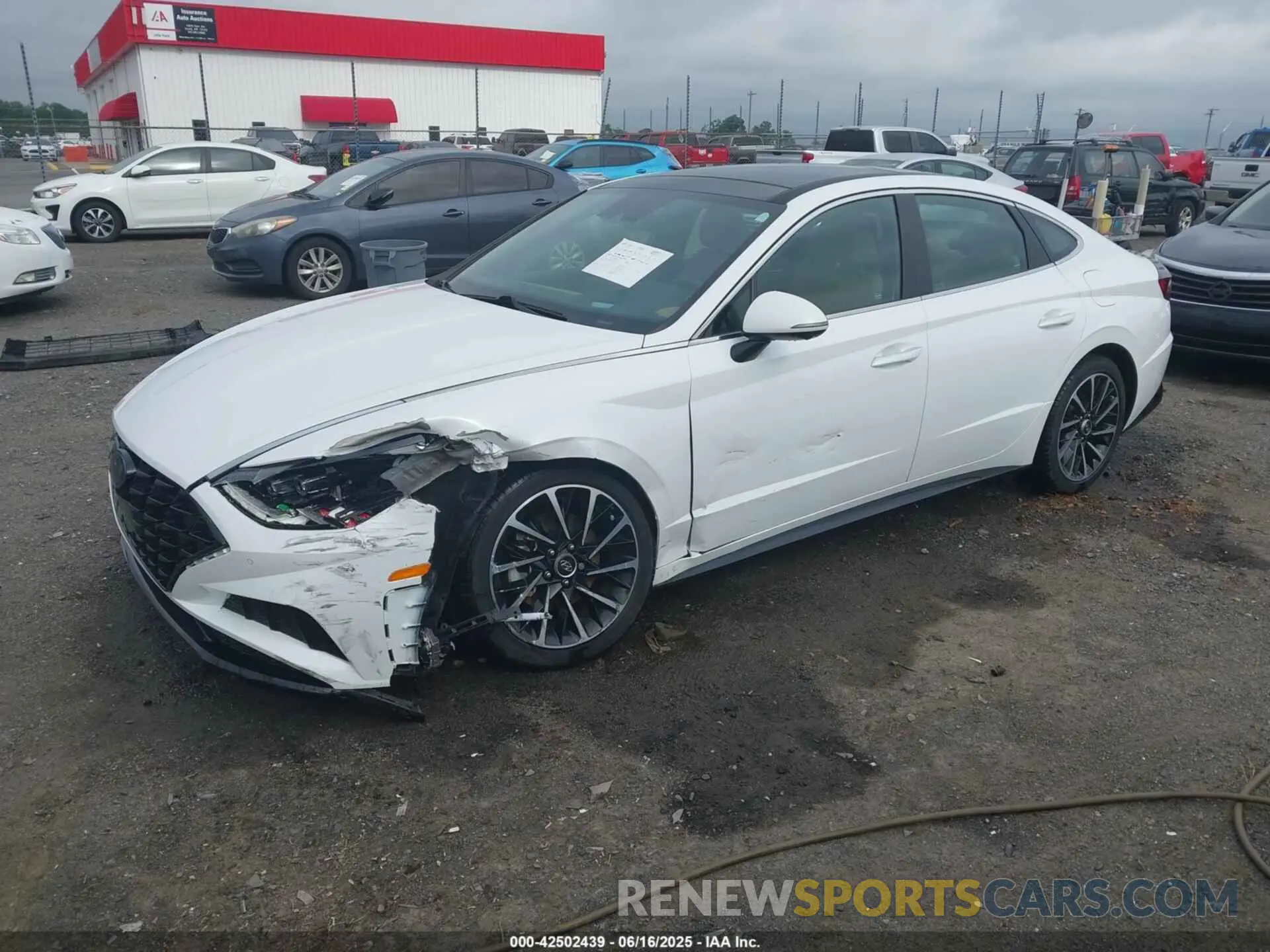 2 Photograph of a damaged car 5NPEH4J25MH074528 HYUNDAI SONATA 2021