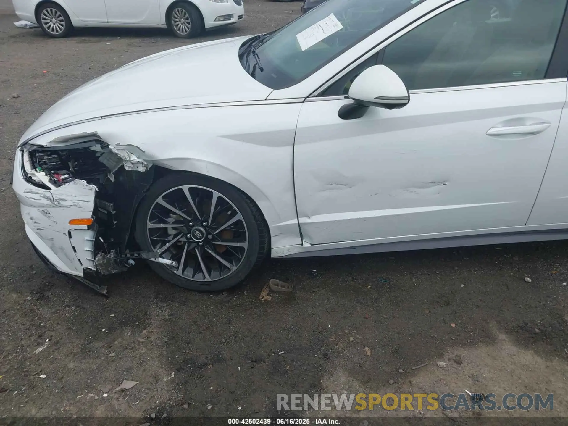 6 Photograph of a damaged car 5NPEH4J25MH074528 HYUNDAI SONATA 2021