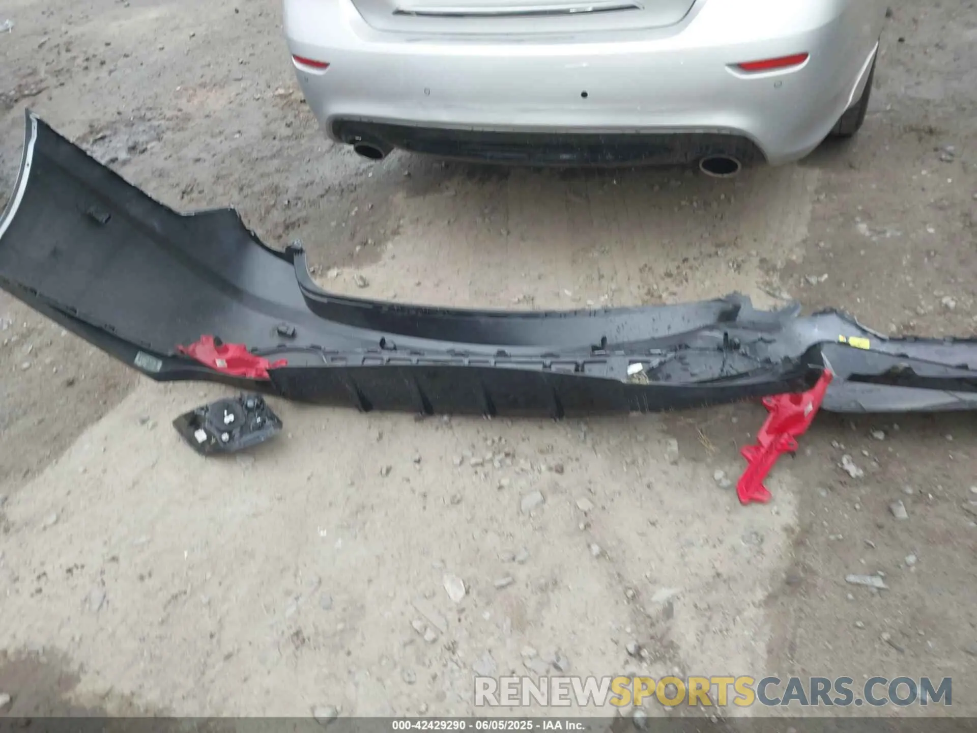 12 Photograph of a damaged car 5NPEH4J26MH092861 HYUNDAI SONATA 2021