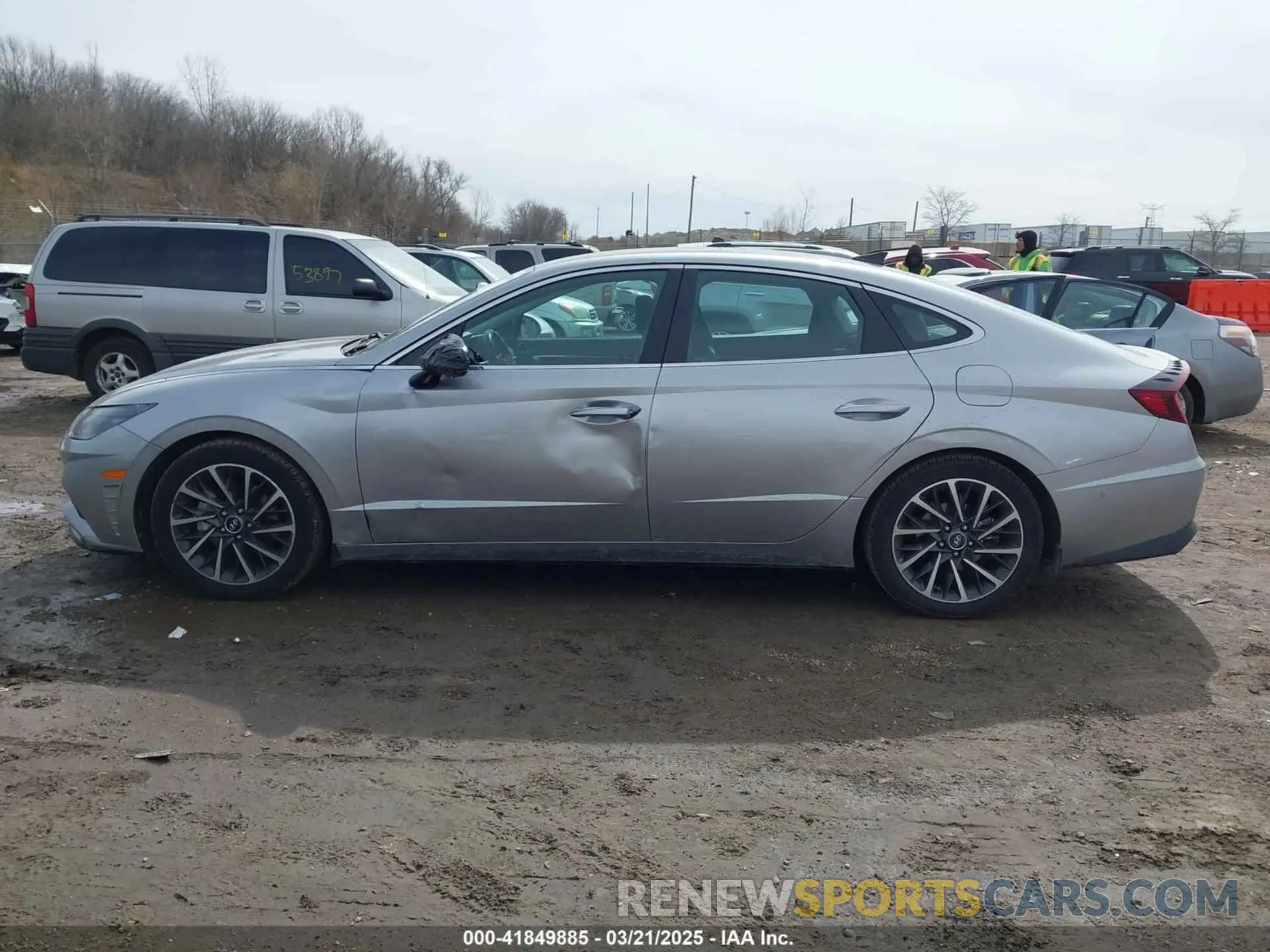 14 Photograph of a damaged car 5NPEH4J26MH123073 HYUNDAI SONATA 2021