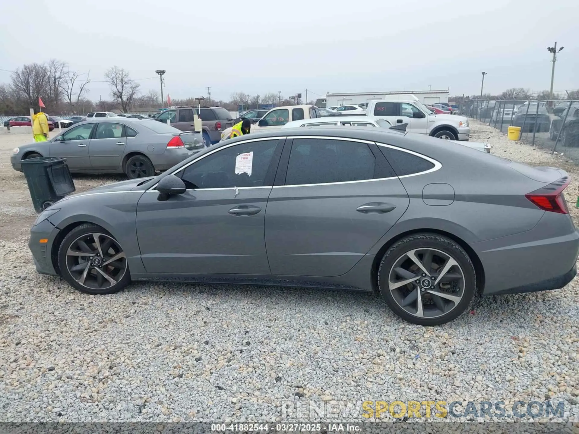 14 Photograph of a damaged car 5NPEJ4J22MH107960 HYUNDAI SONATA 2021