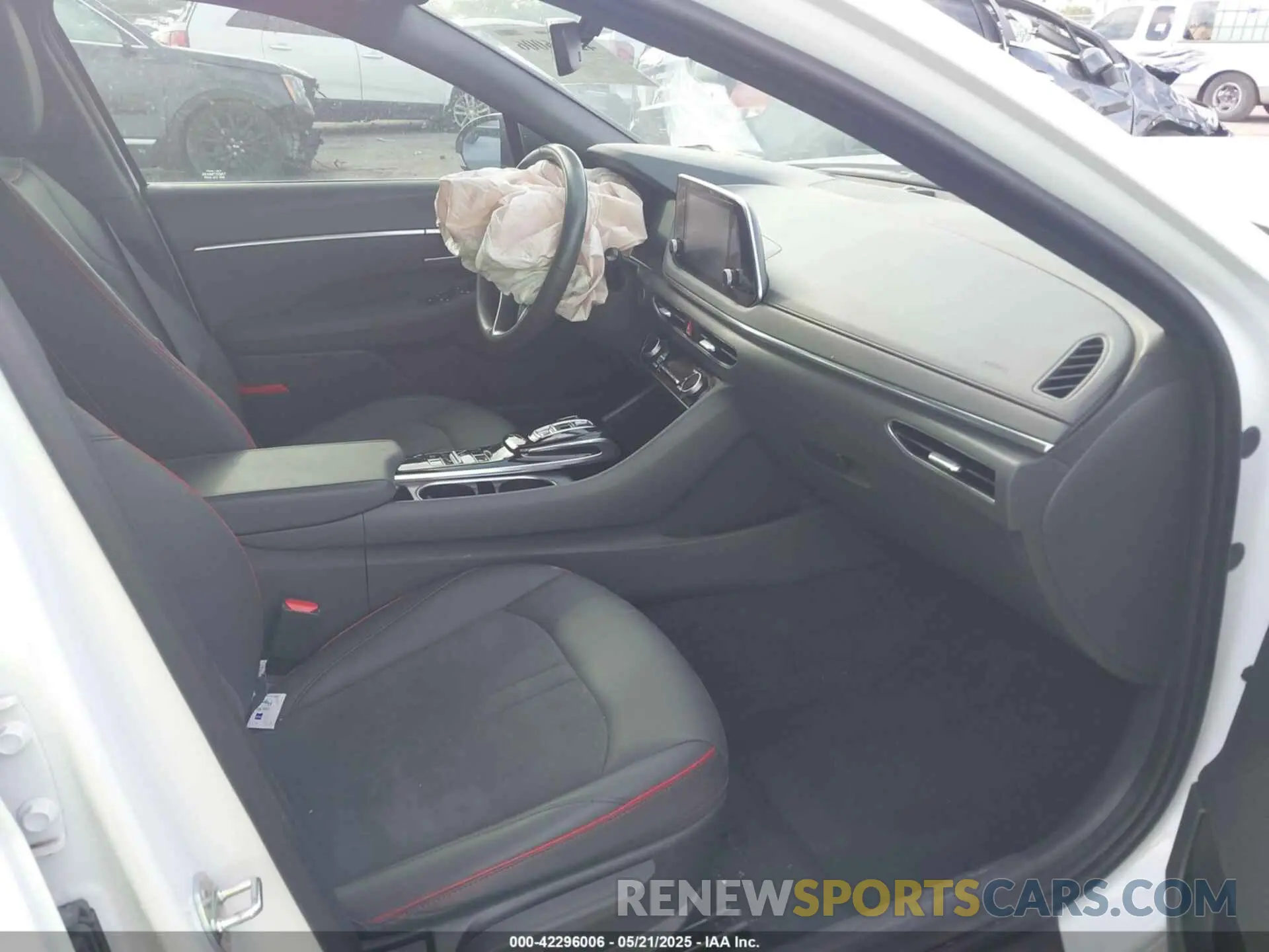 5 Photograph of a damaged car 5NPEJ4J24MH097531 HYUNDAI SONATA 2021