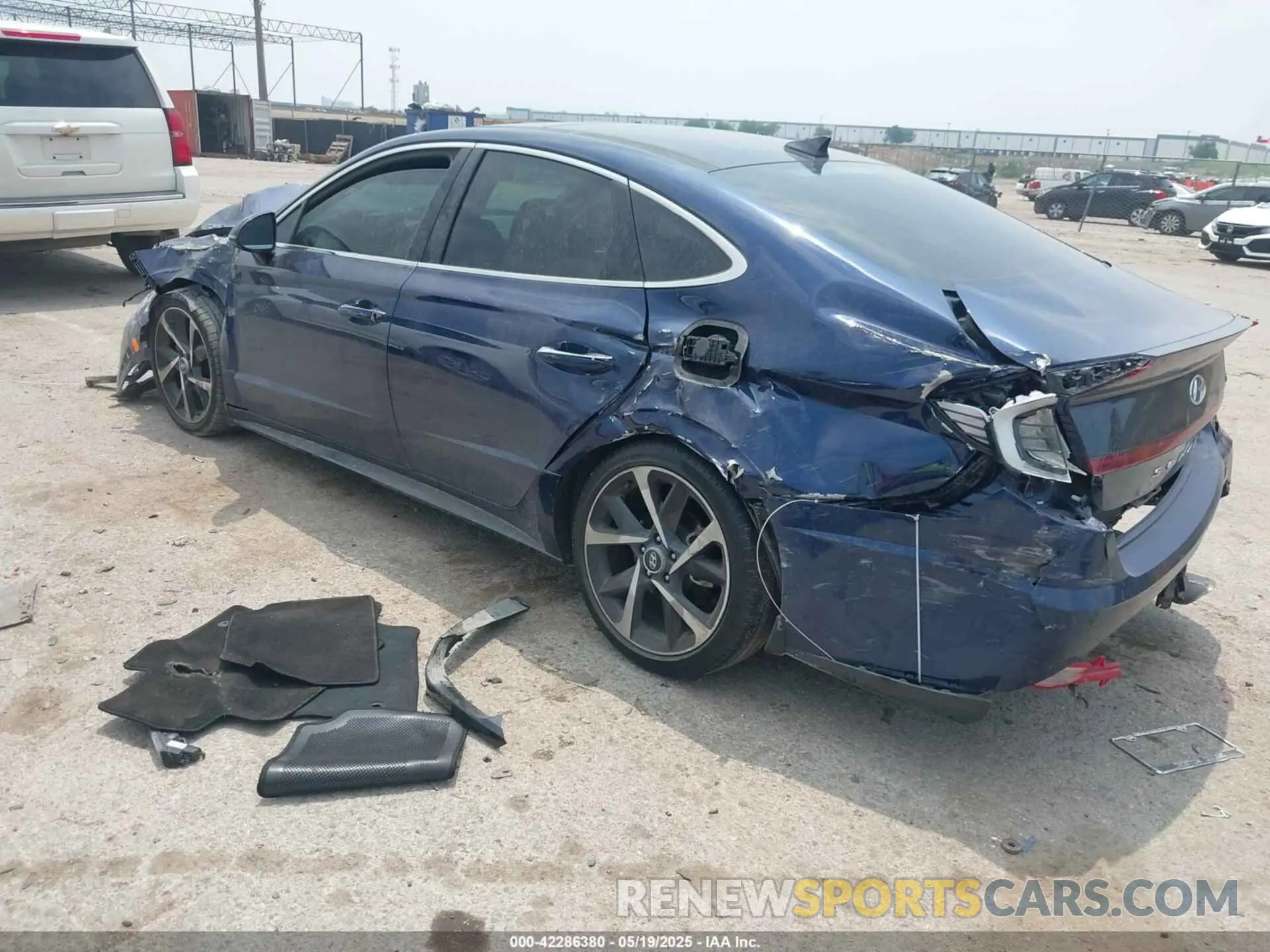 3 Photograph of a damaged car 5NPEJ4J25MH116457 HYUNDAI SONATA 2021
